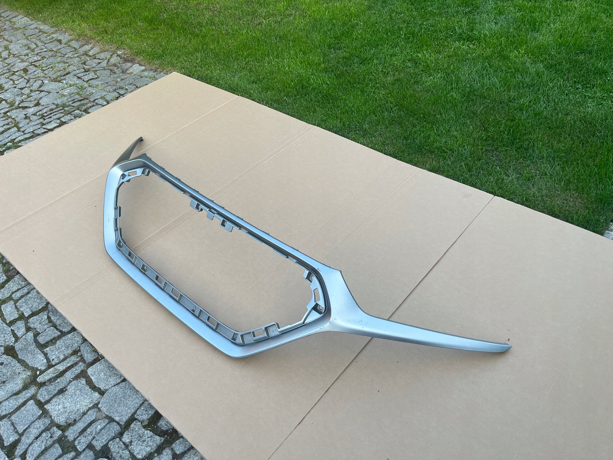 Kühlergrill Hyundai IONIQ FRONTGRILL Kühlergitter