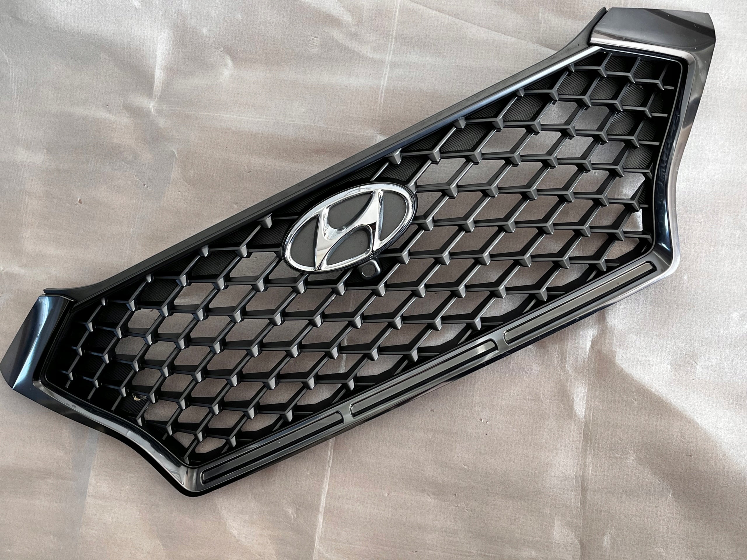 Kühlergrill Hyundai 6 5 FRONTGRILL 86351D7710 Kühlergitter