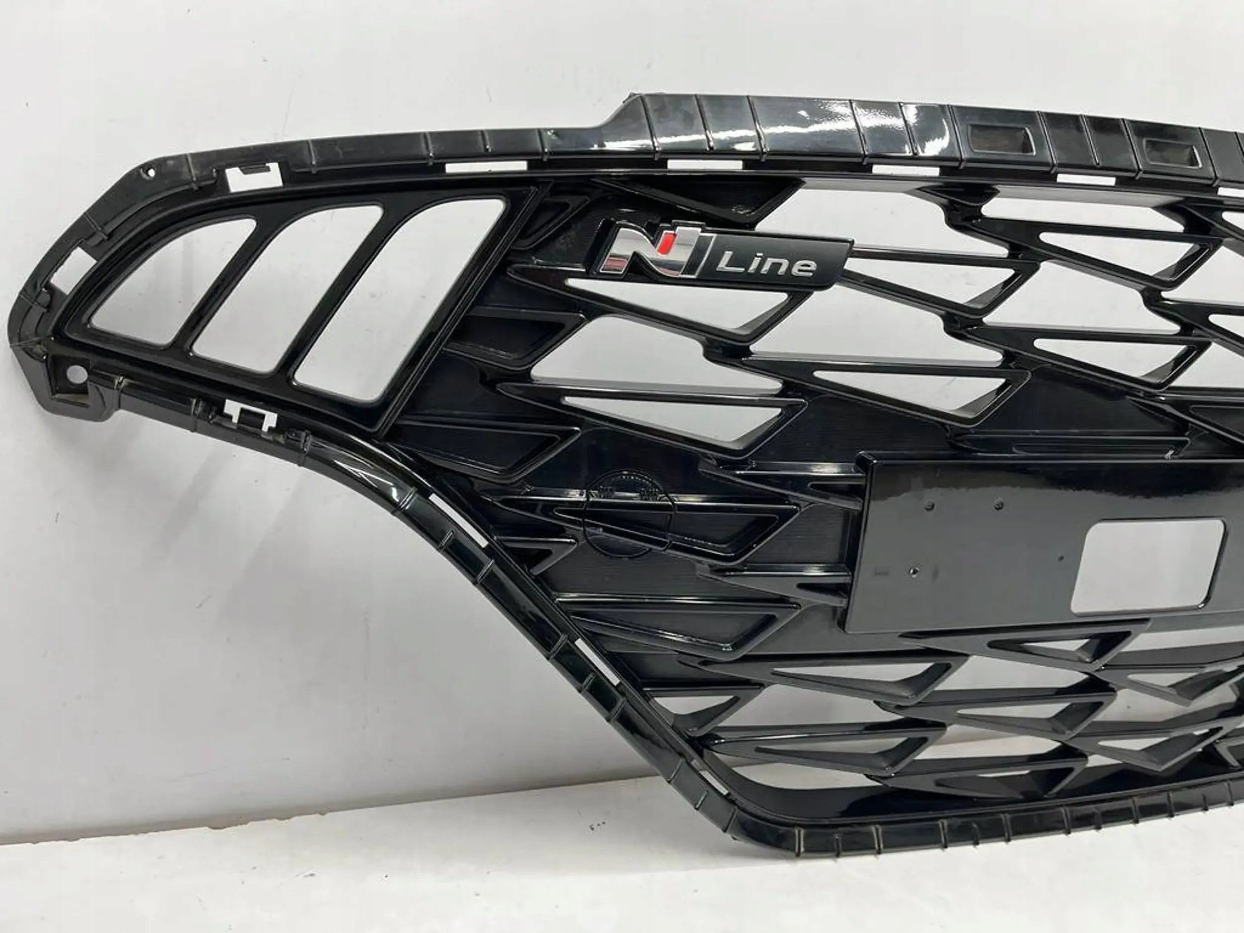 Kühlergrill Hyundai 5 I10 III I I10 6 FRONTGRILL 86351K7300 Kühlergitter