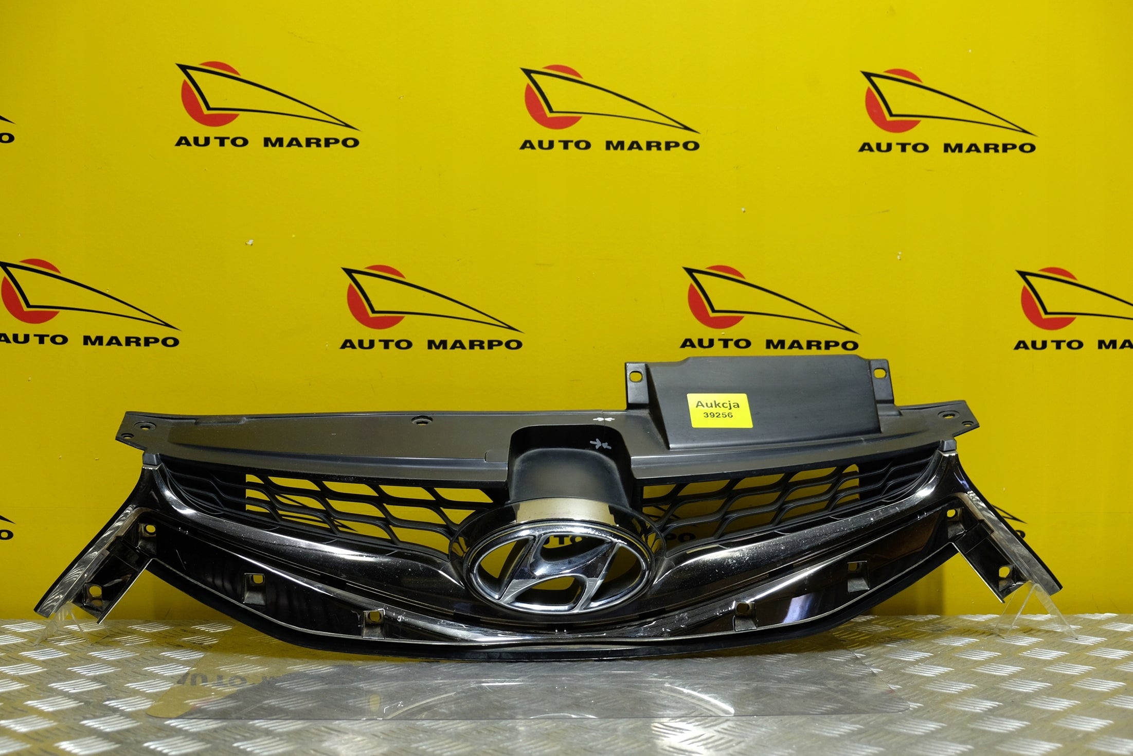 Kühlergrill Hyundai 5 ELANTRA COUPE FRONTGRILL 863503X600 Kühlergitter