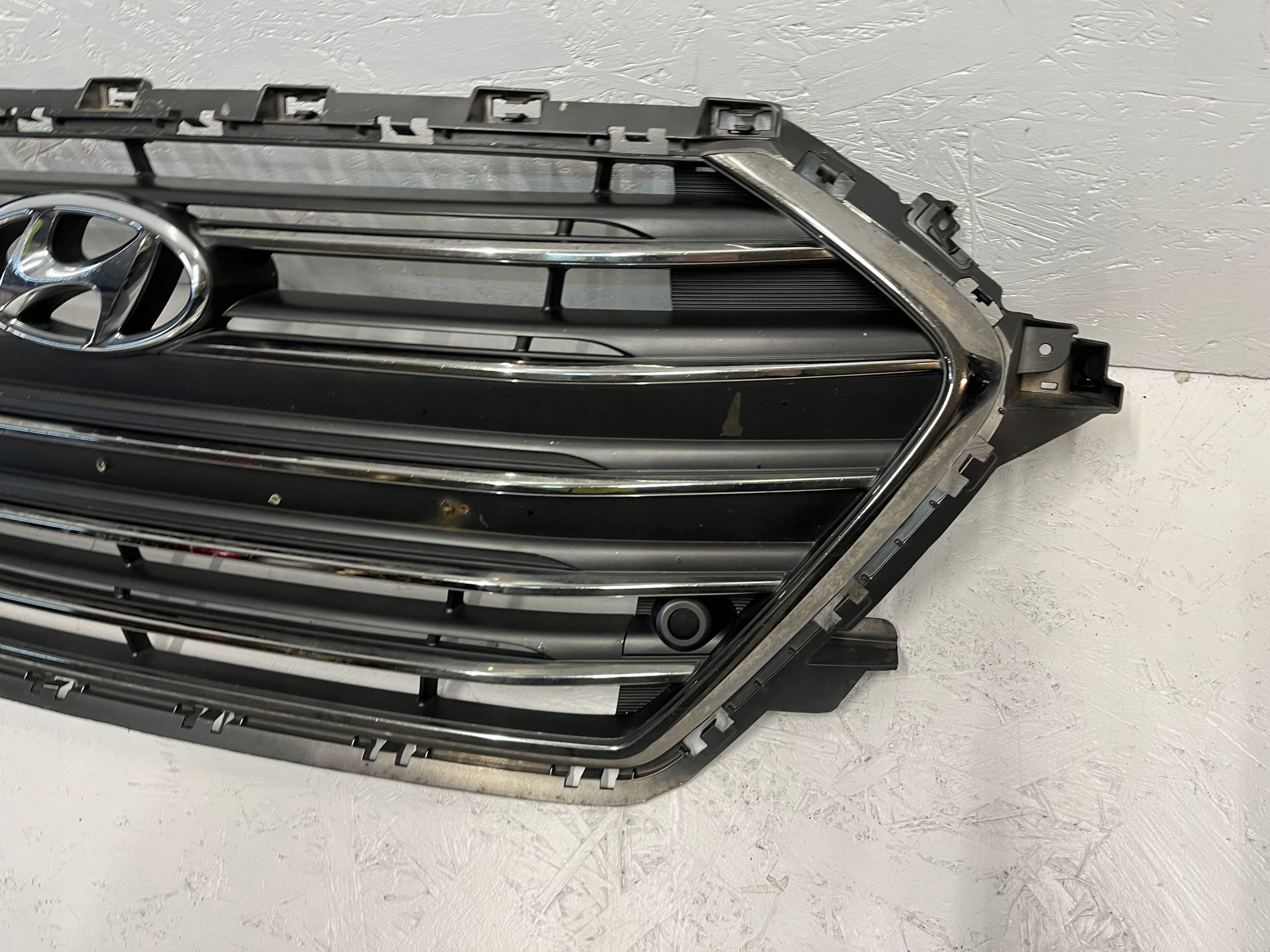 Kühlergrill Hyundai ELANTRA 6 5 FRONTGRILL 86351F2100 Kühlergitter