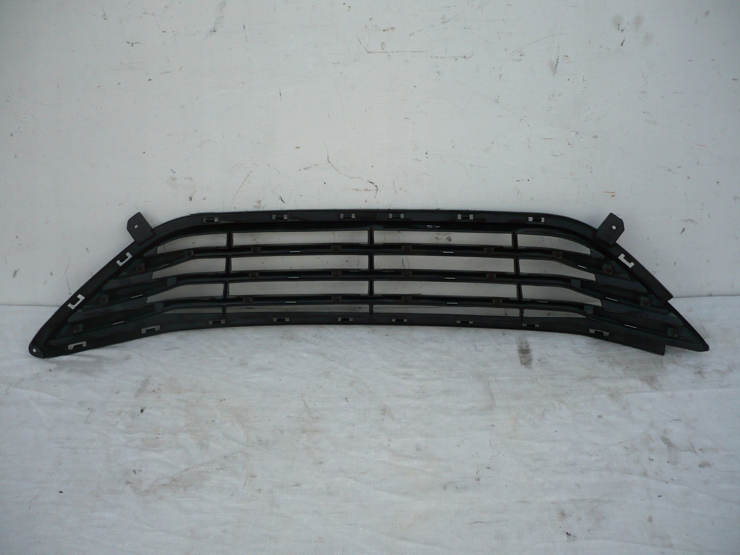 Kühlergrill Hyundai ELANTRA 6 5 FRONTGRILL 865613X200 Kühlergitter