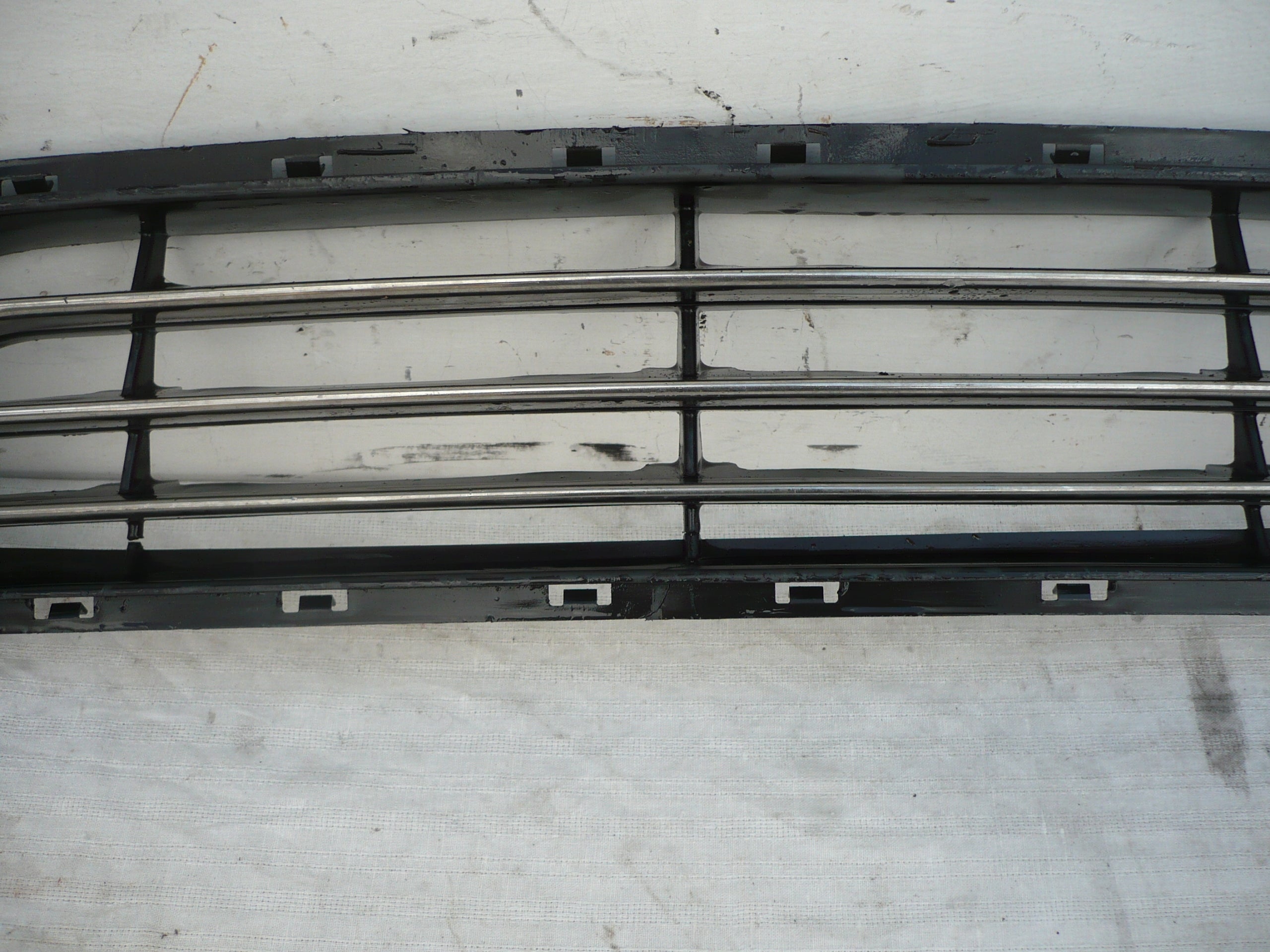 Kühlergrill Hyundai ELANTRA 6 5 FRONTGRILL 865613X200 Kühlergitter