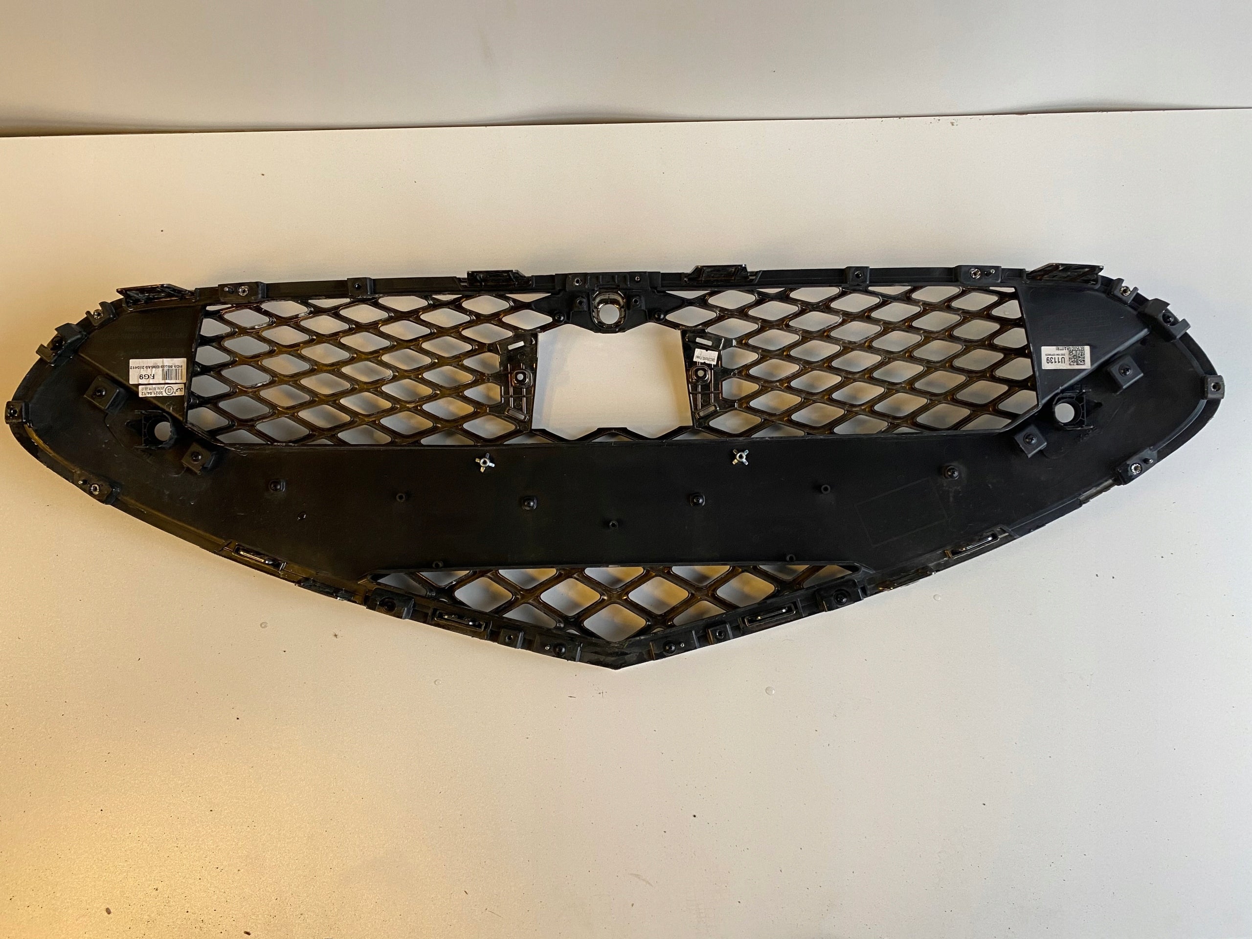 Kühlergrill Hyundai GENESIS FRONTGRILL Kühlergitter