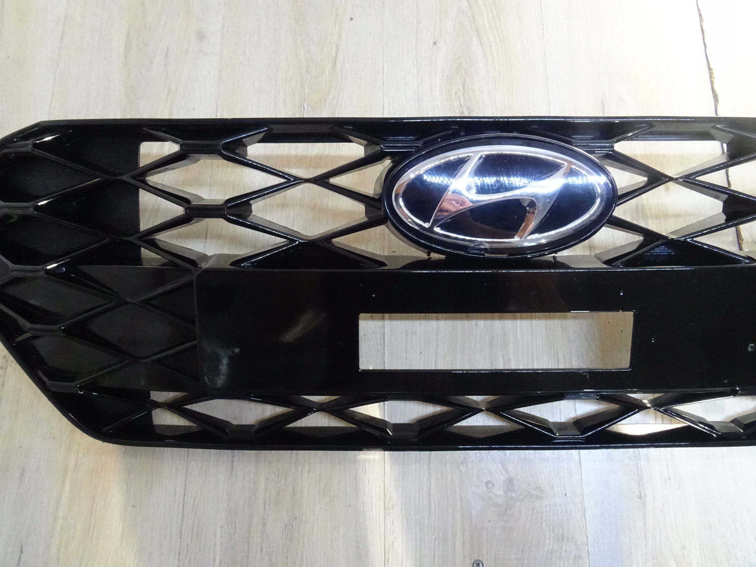 Kühlergrill Hyundai 6 I I20 5 I20 III FRONTGRILL 86351Q0200 Kühlergitter