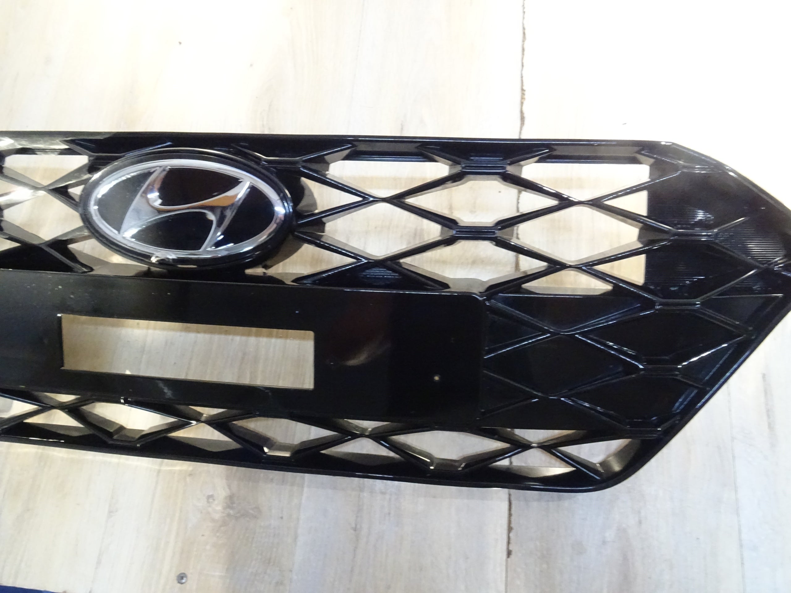 Kühlergrill Hyundai 6 I I20 5 I20 III FRONTGRILL 86351Q0200 Kühlergitter