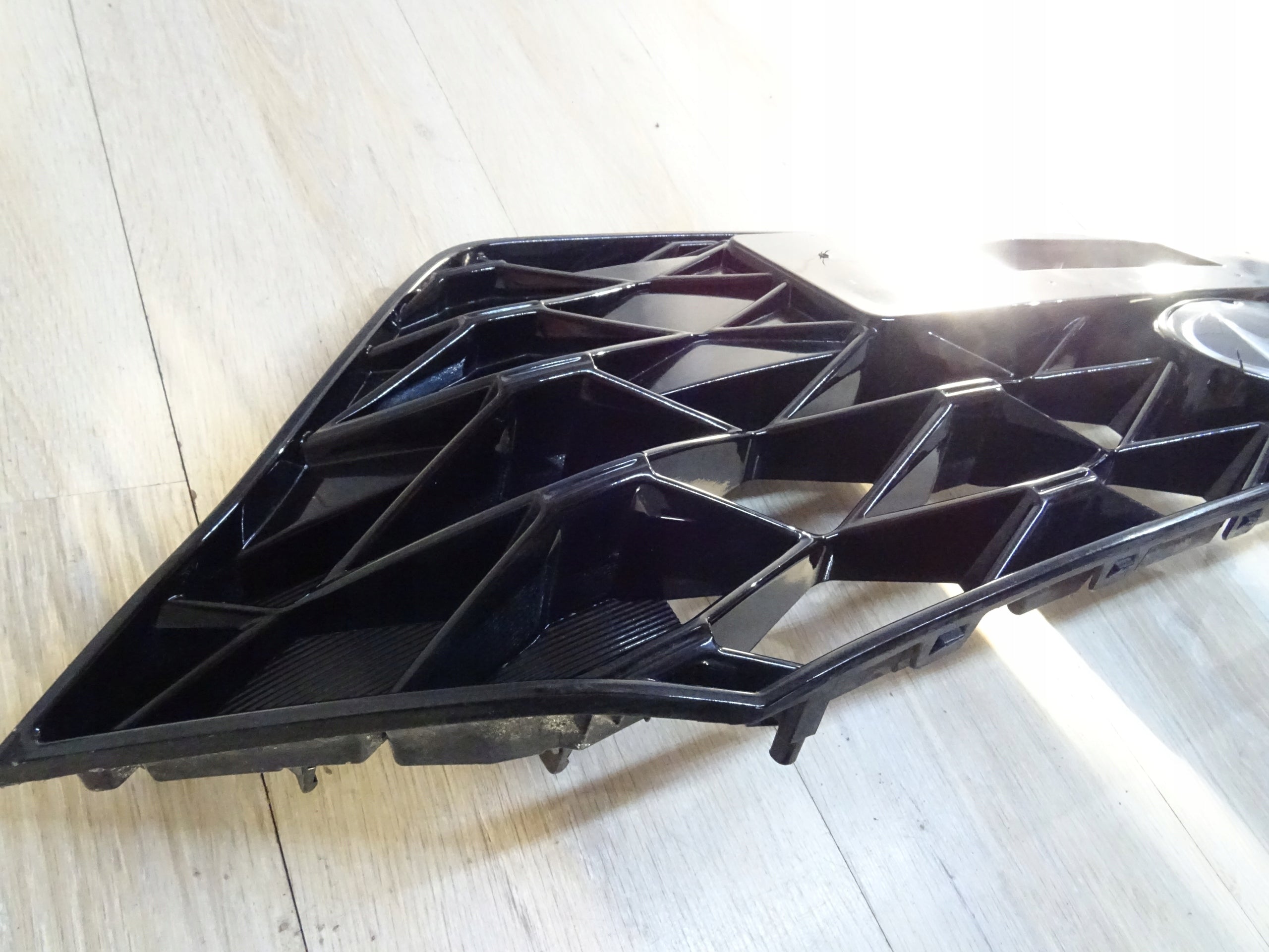 Kühlergrill Hyundai 6 I I20 5 I20 III FRONTGRILL 86351Q0200 Kühlergitter