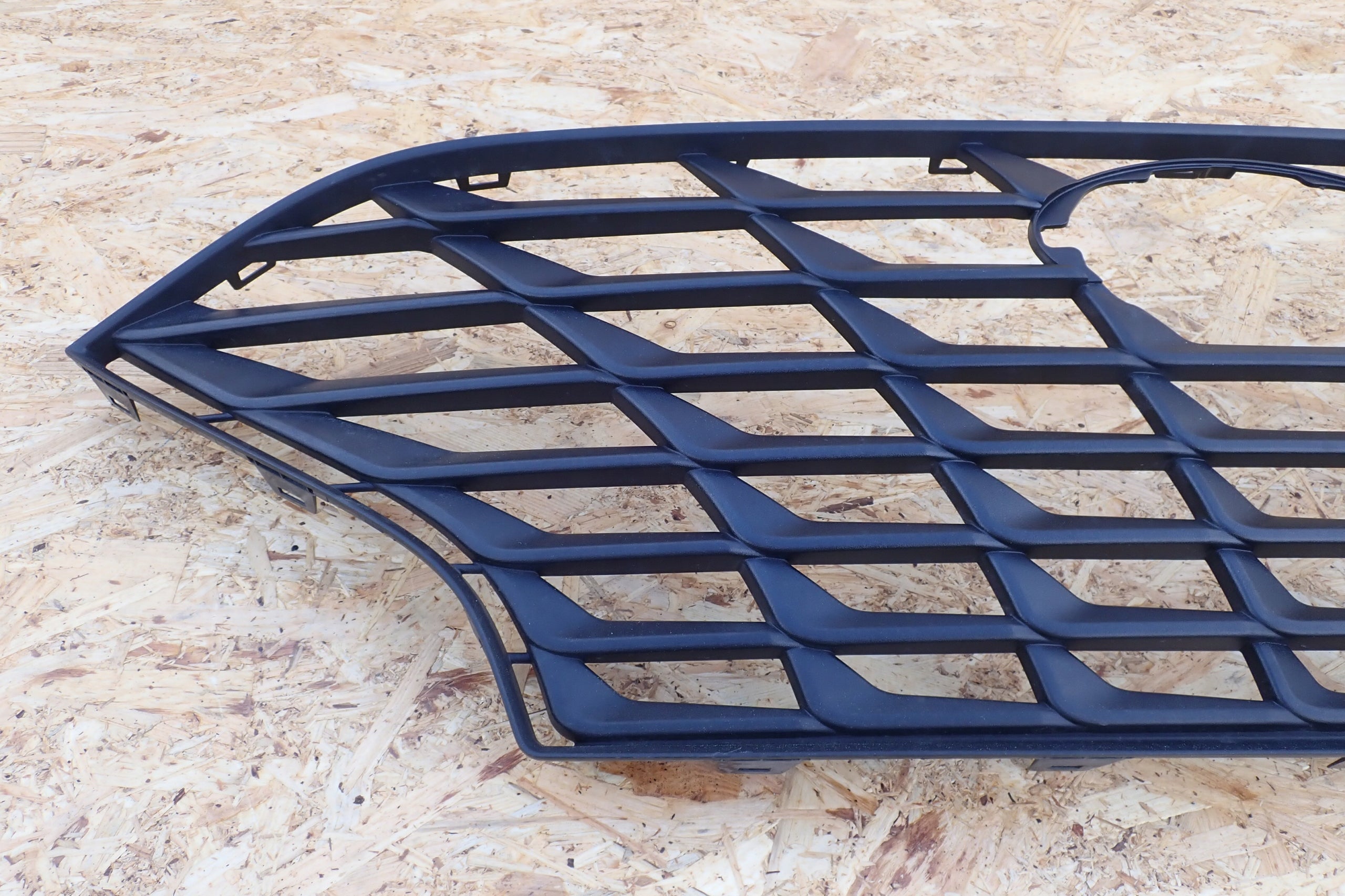 Kühlergrill Hyundai 5 6 I30 III I I30 FRONTGRILL 86351G4500 Kühlergitter