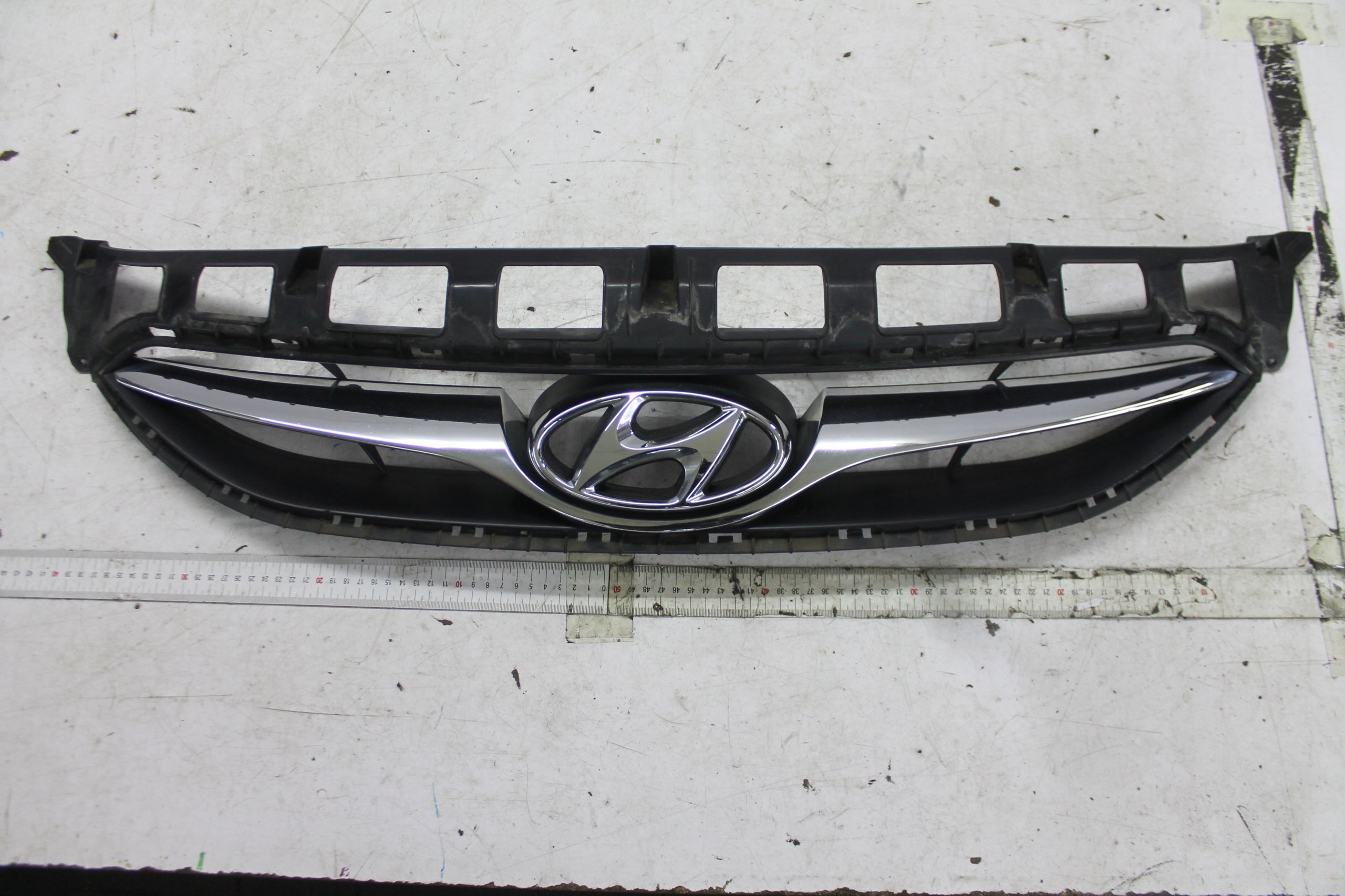 Kühlergrill Hyundai 5 6 I40 FRONTGRILL 863513Z000 Kühlergitter