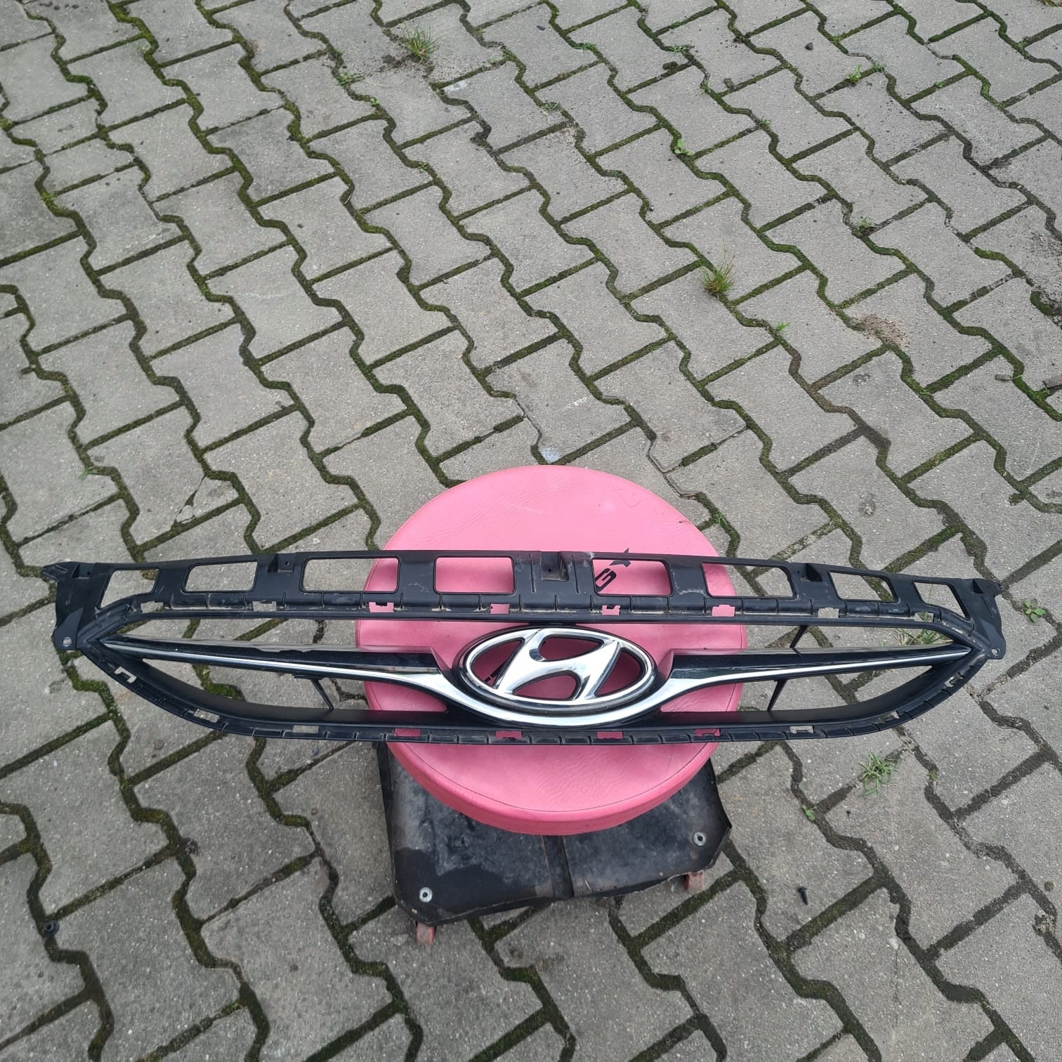 Kühlergrill Hyundai 5 I40 6 FRONTGRILL 863513Z000 Kühlergitter