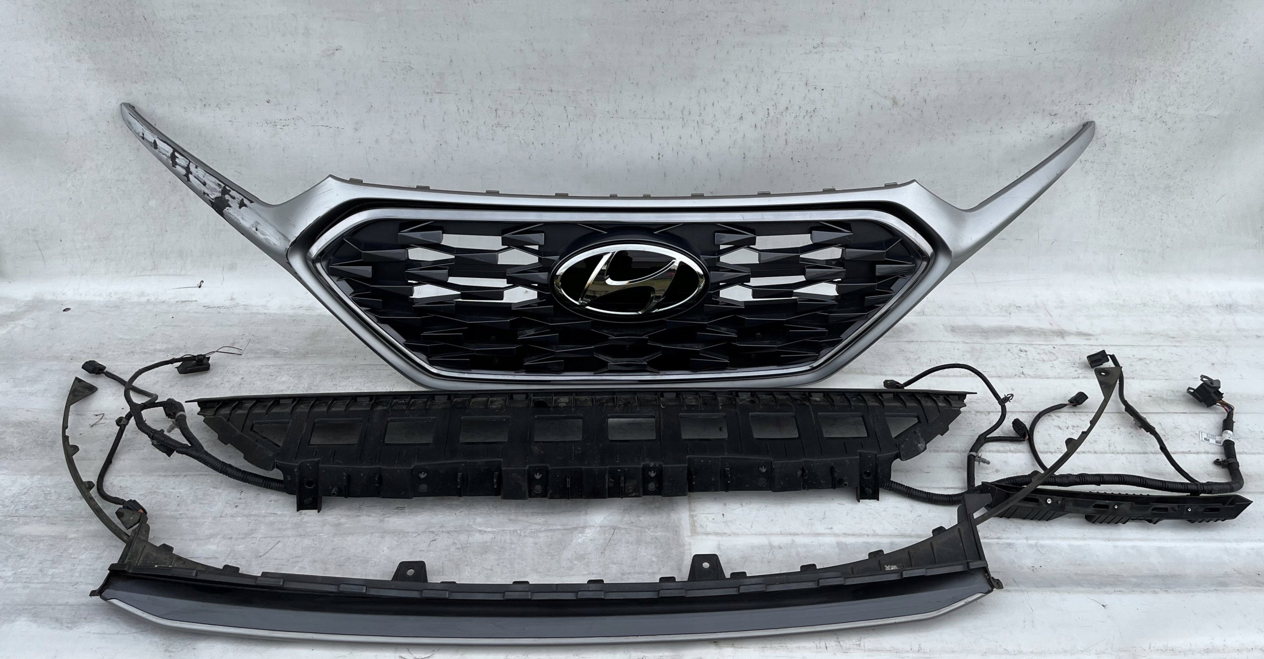 Kühlergrill Hyundai IONIQ FRONTGRILL 86355G2500 Kühlergitter