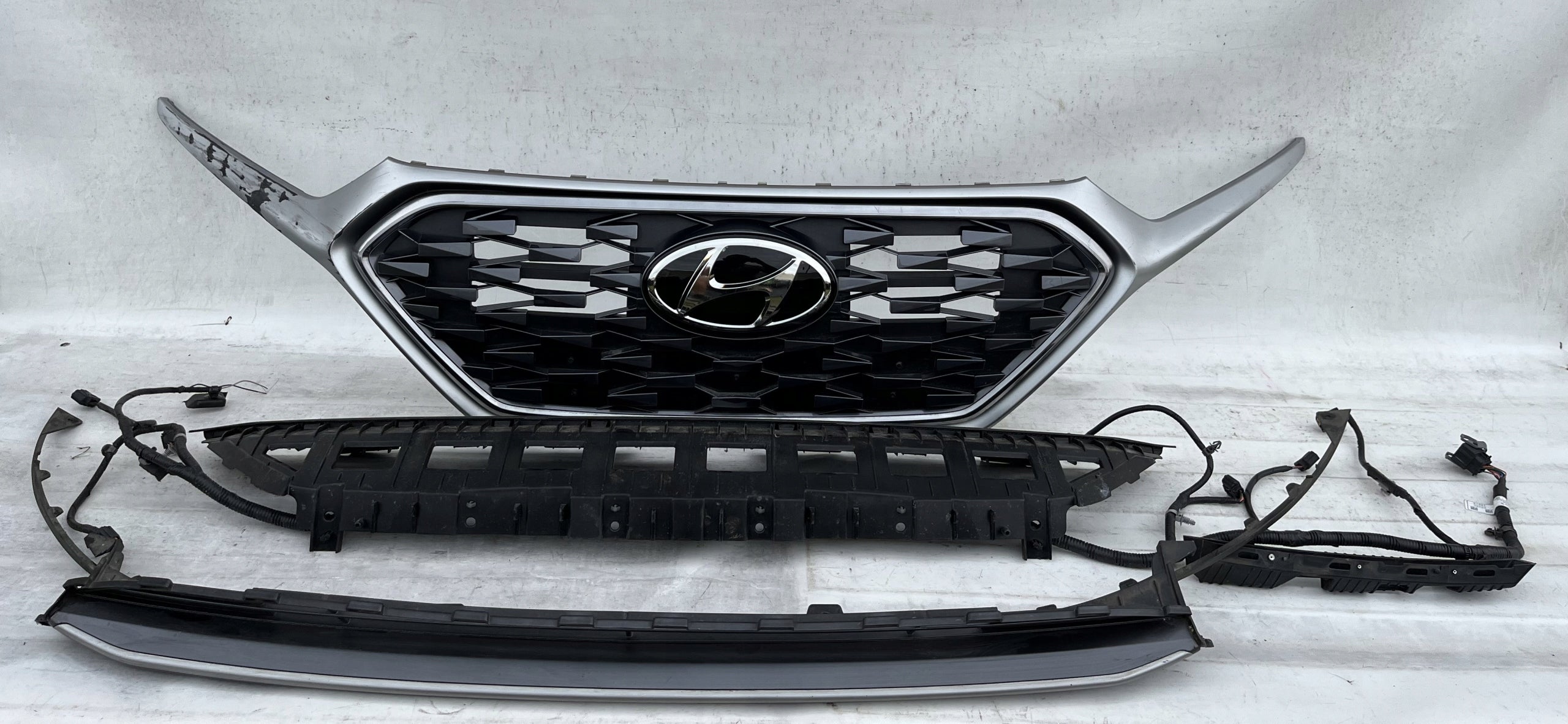 Kühlergrill Hyundai IONIQ FRONTGRILL 86355G2500 Kühlergitter