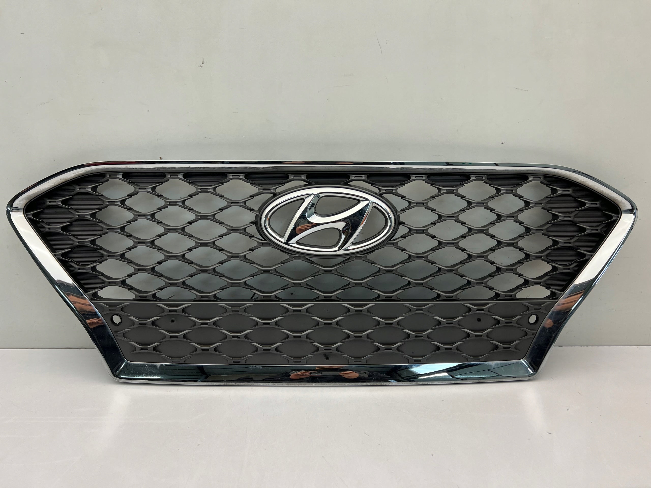 Kühlergrill Hyundai I KONA 6 5 FRONTGRILL 86352J9100 Kühlergitter