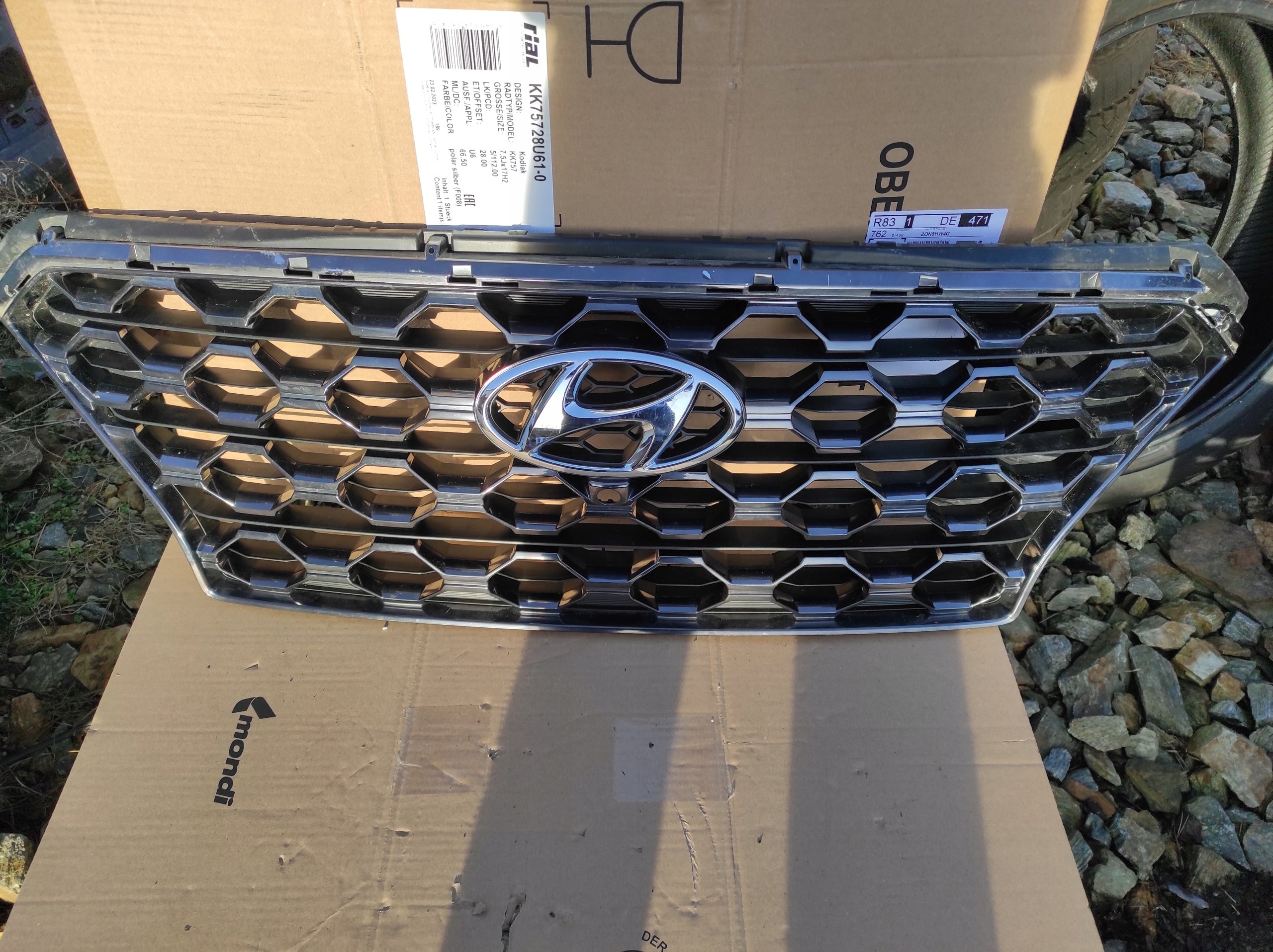  Hyundai I SANTA FE 6 SANTA FE IV 4 FRONTGRILL 86366S1110 product image