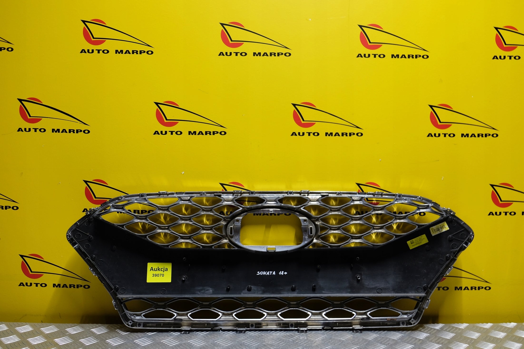 Kühlergrill Hyundai SONATA FRONTGRILL 86350C2800 Kühlergitter