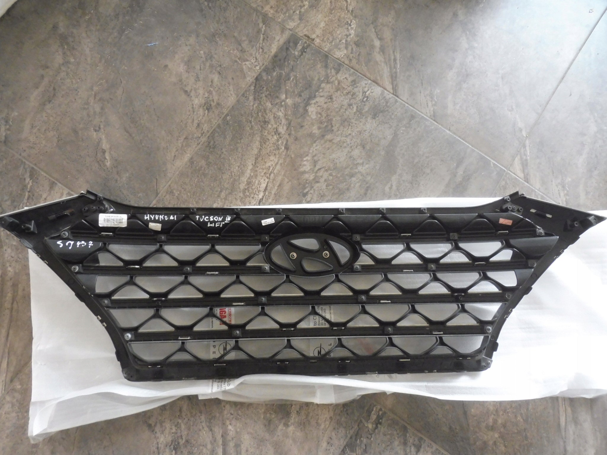 Kühlergrill Hyundai I TUCSON TUCSON III FRONTGRILL 86351D7600 Kühlergitter