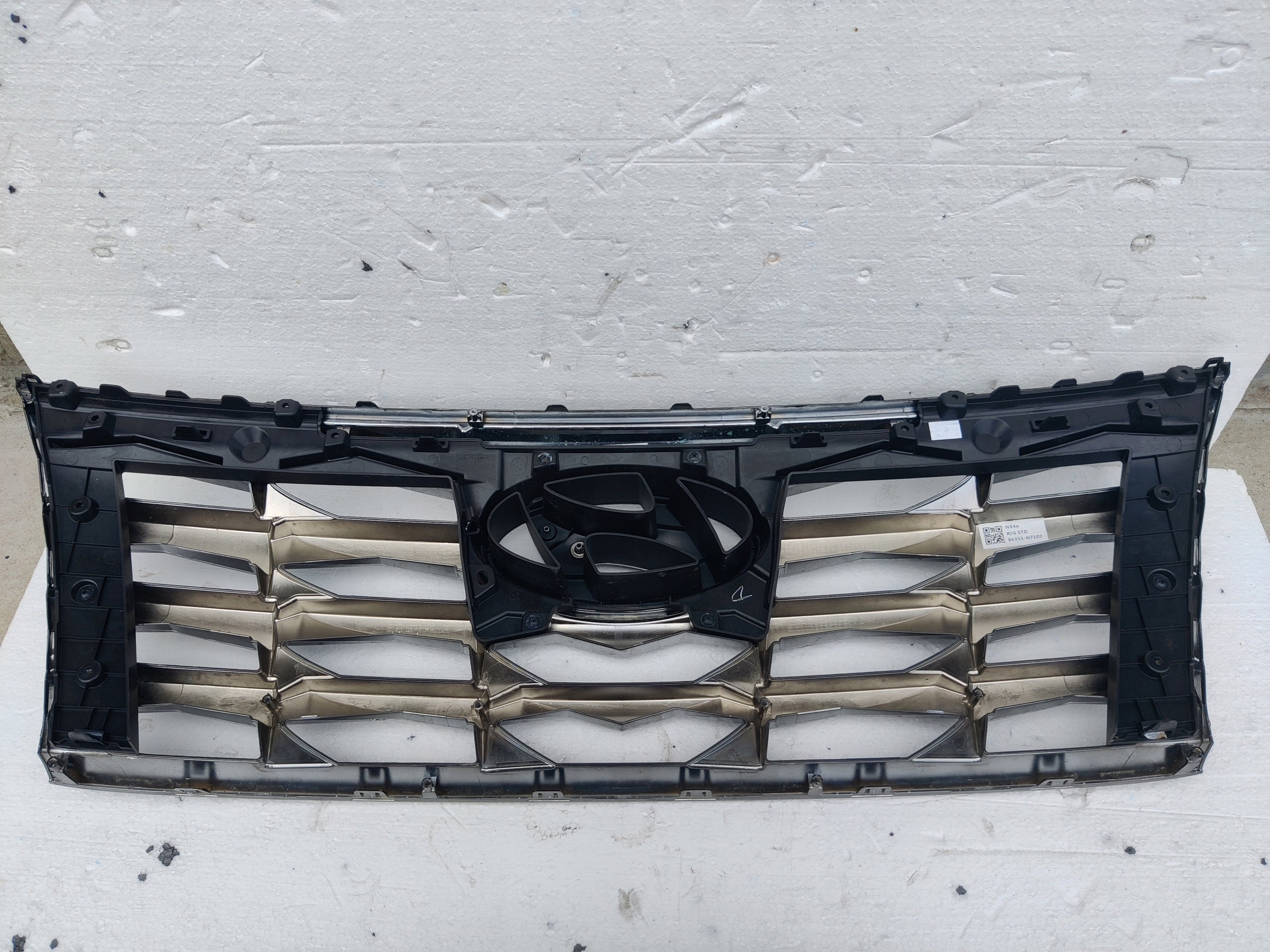 Kühlergrill Hyundai TUCSON I I TUCSON FRONTGRILL 86351N7110 Kühlergitter