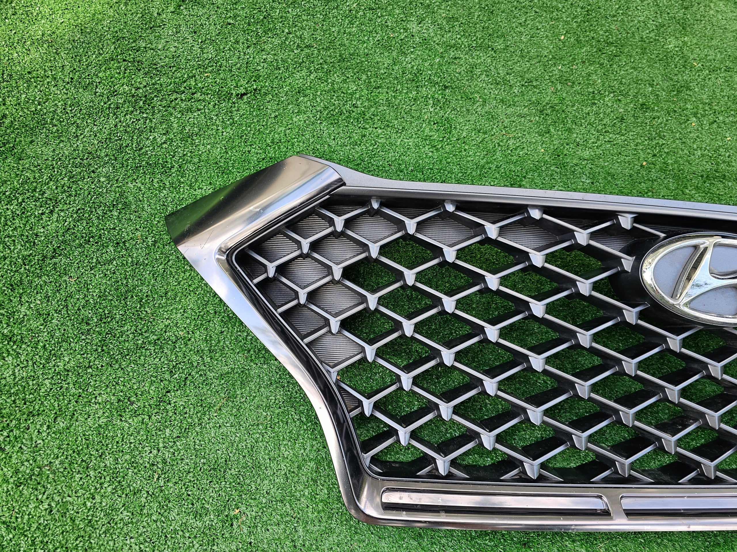 Kühlergrill Hyundai I TUCSON FRONTGRILL 86351d7700 Kühlergitter