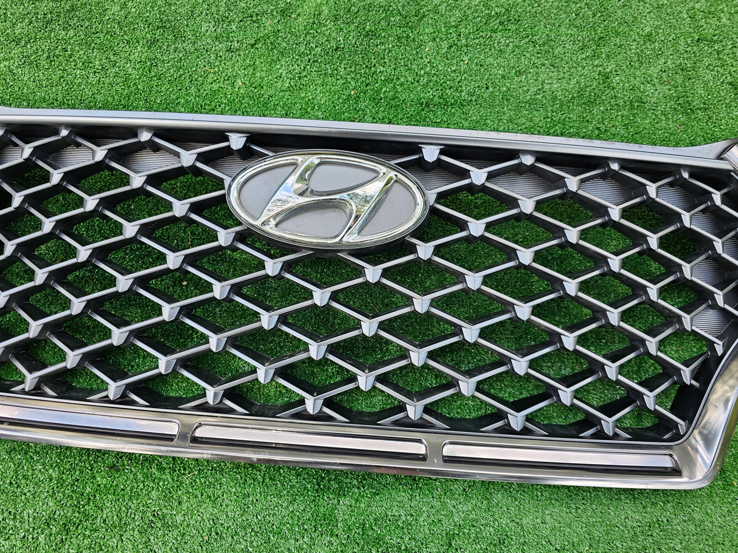 Kühlergrill Hyundai I TUCSON FRONTGRILL 86351d7700 Kühlergitter