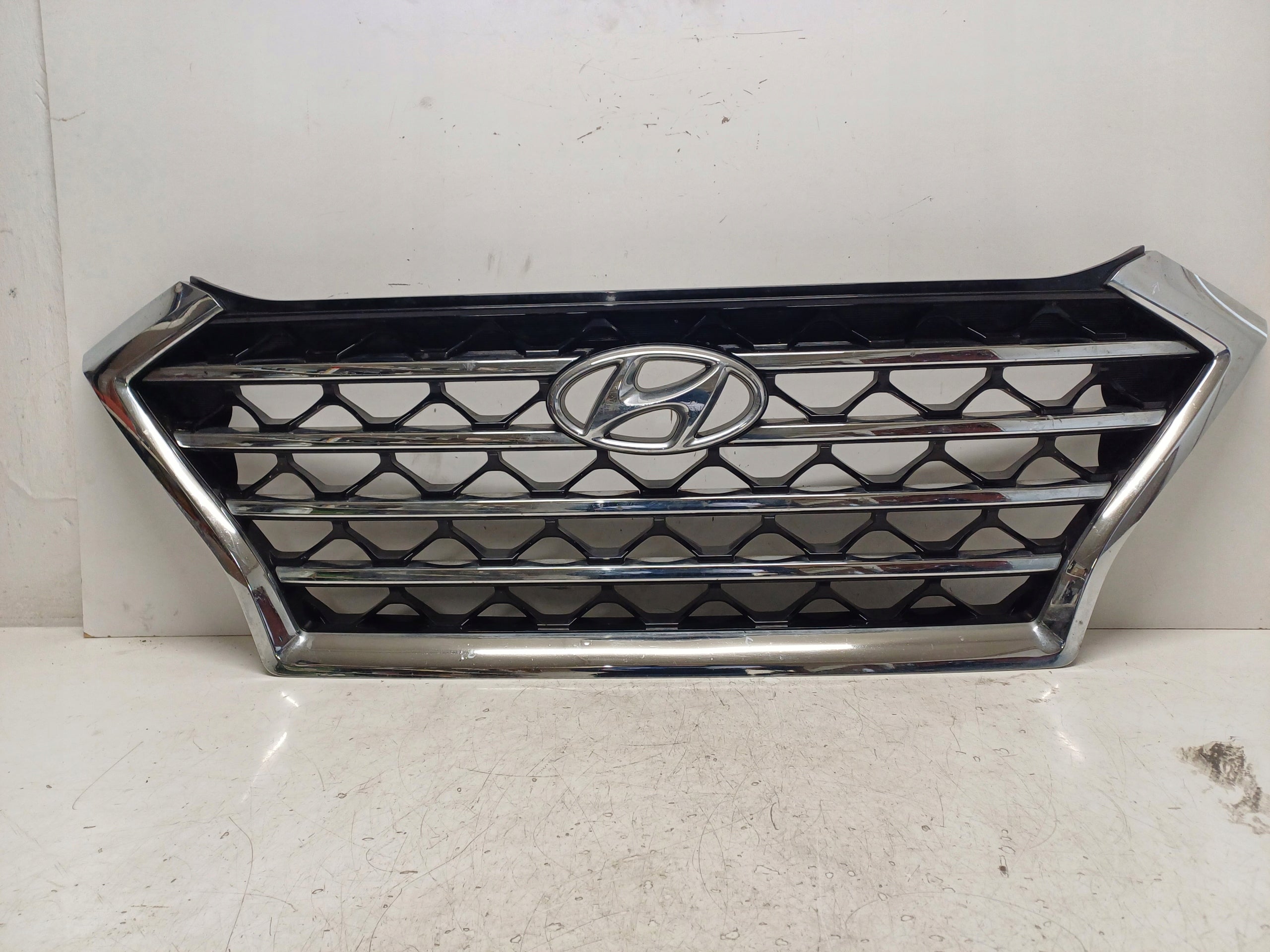 Kühlergrill Hyundai 5 I TUCSON 6 TUCSON III 3 FRONTGRILL 86351D7600 Kühlergitter