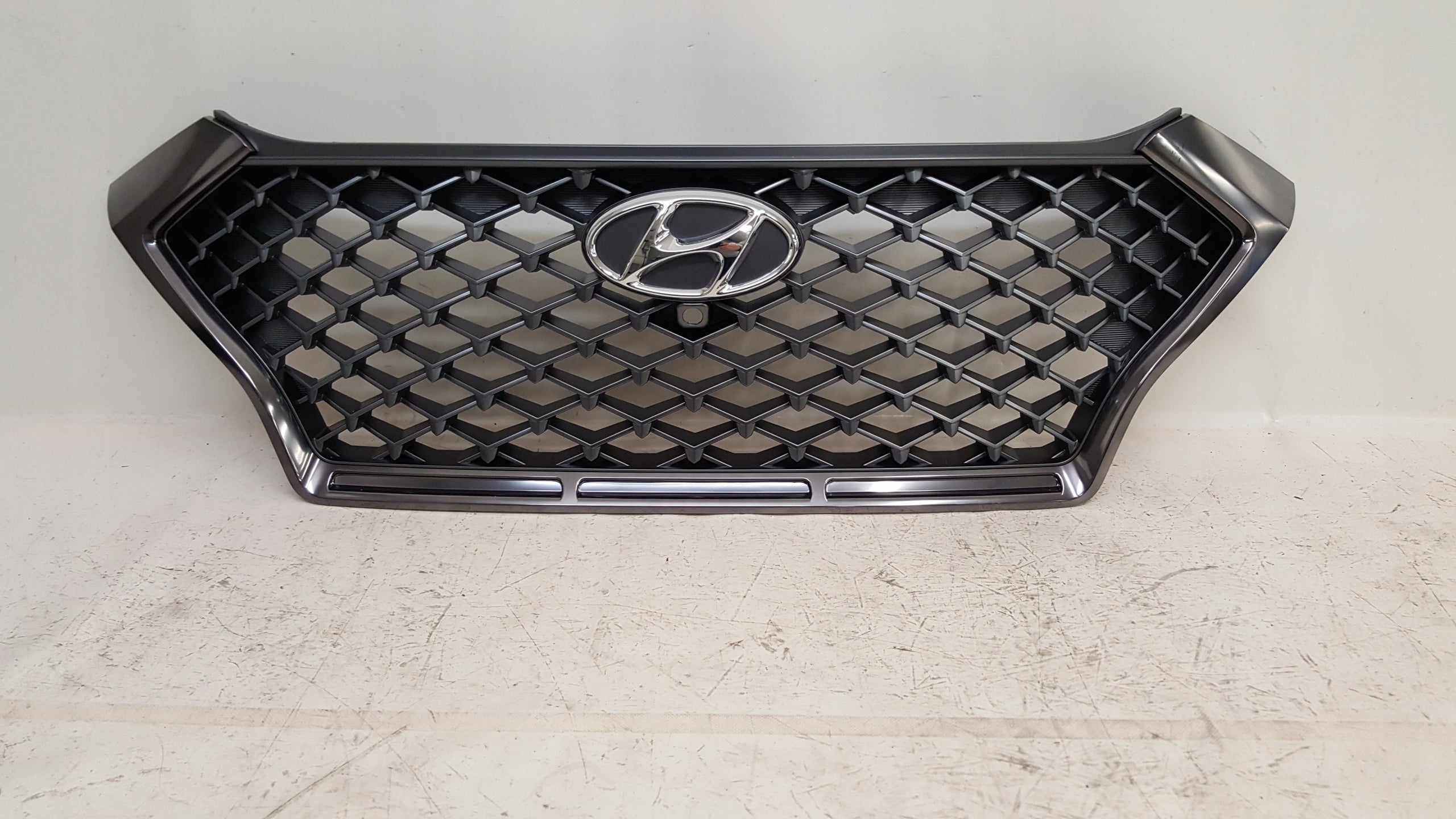  Hyundai TUCSON II 2 TUCSON III I TUCSON FRONTGRILL 86351D7710 product image