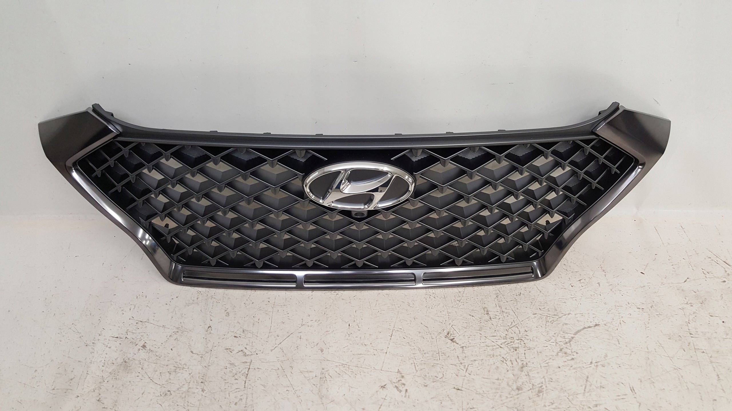 Hyundai TUCSON II 2 TUCSON III I TUCSON FRONTGRILL 86351D7710