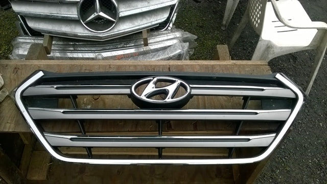 Kühlergrill Hyundai TUCSON 2 5 I TUCSON FRONTGRILL Kühlergitter