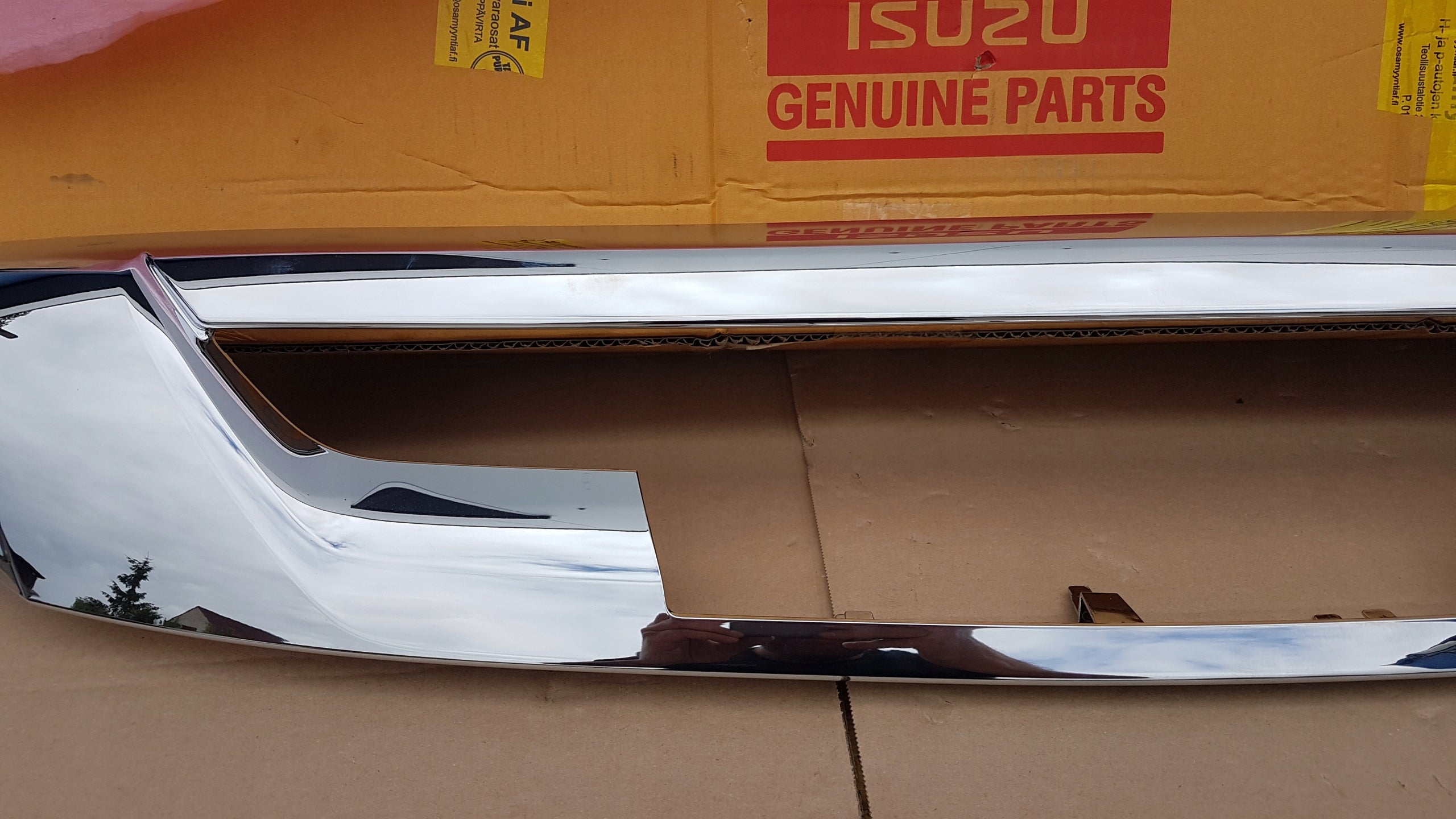 Isuzu DMAX II FRONTGRILL GRILLATRAPACHROMISUZUDMAXIILIFT17NOWYORYGINAŁ!!!