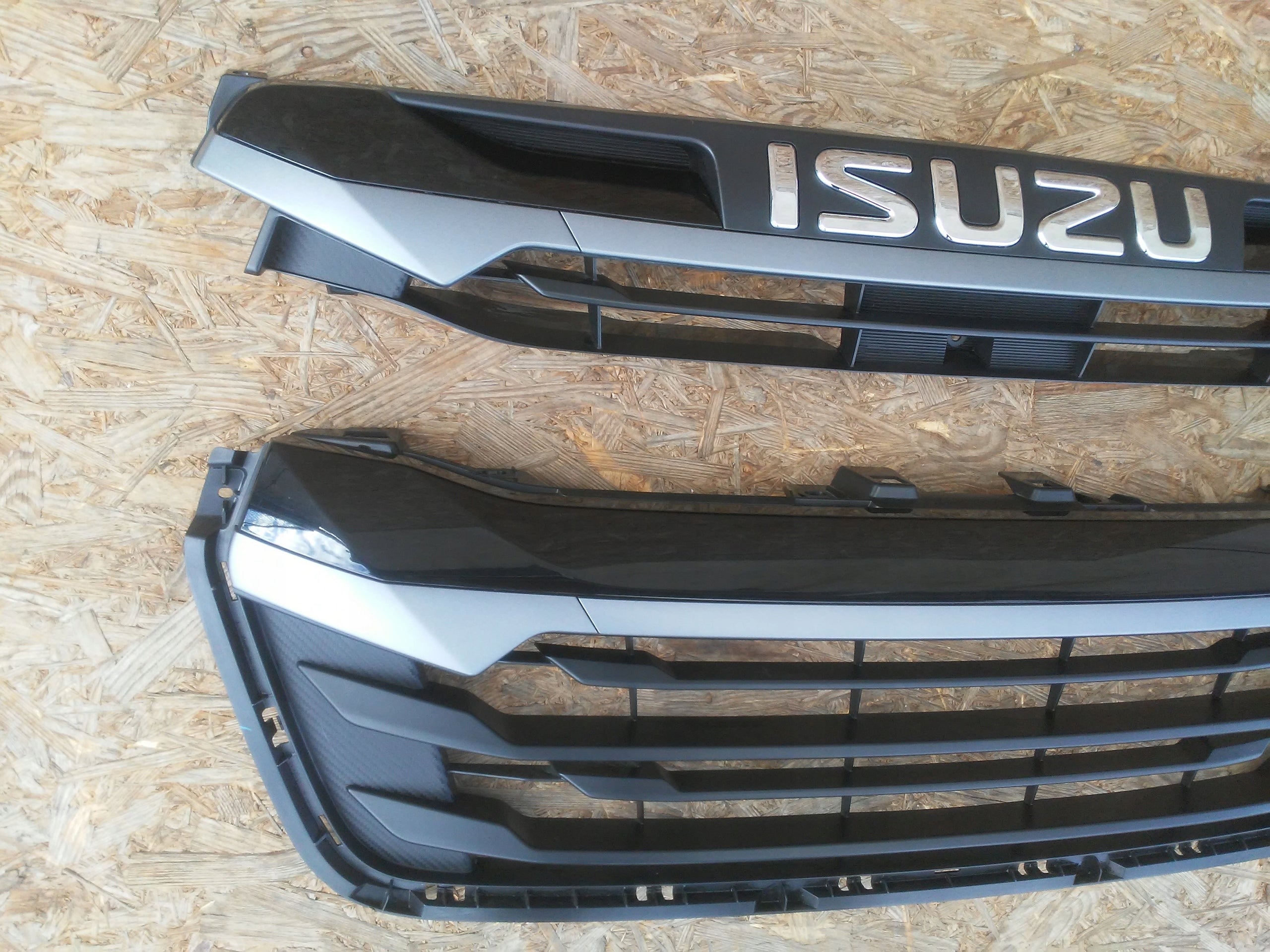 Kühlergrill Isuzu DMAX III FRONTGRILL IsuzuDMax2023rok Kühlergitter