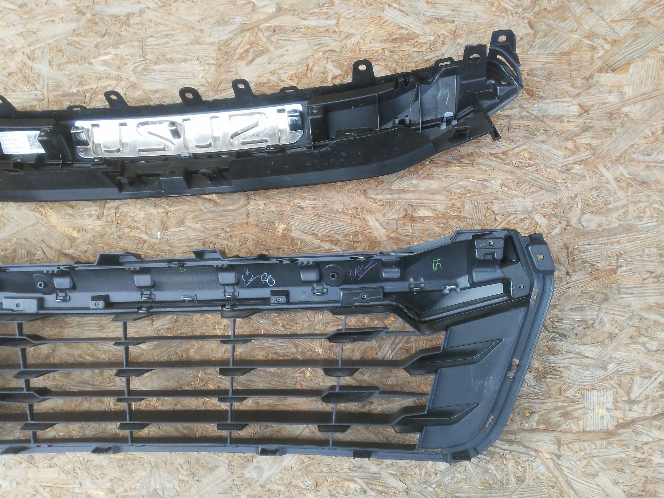 Kühlergrill Isuzu DMAX III FRONTGRILL IsuzuDMax2023rok Kühlergitter