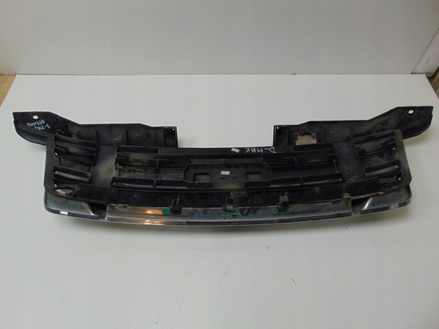 Kühlergrill Isuzu DMAX FRONTGRILL Kühlergitter