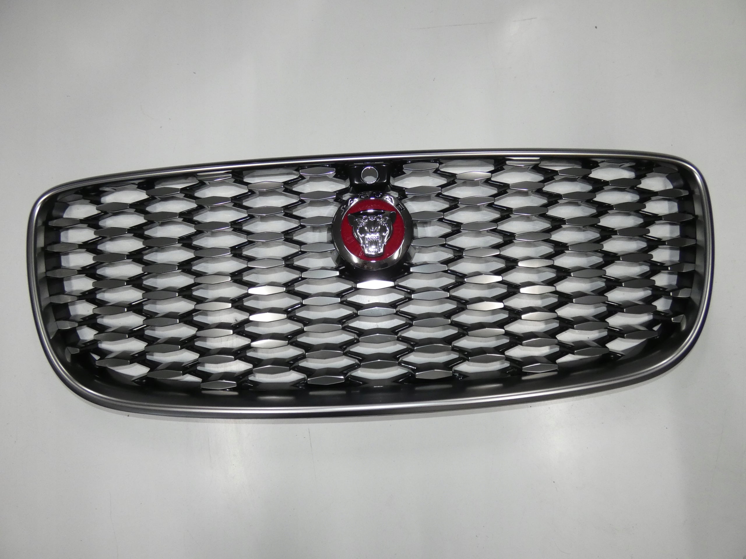 Kühlergrill Jaguar FPACE FRONTGRILL FAMK838A100 Kühlergitter