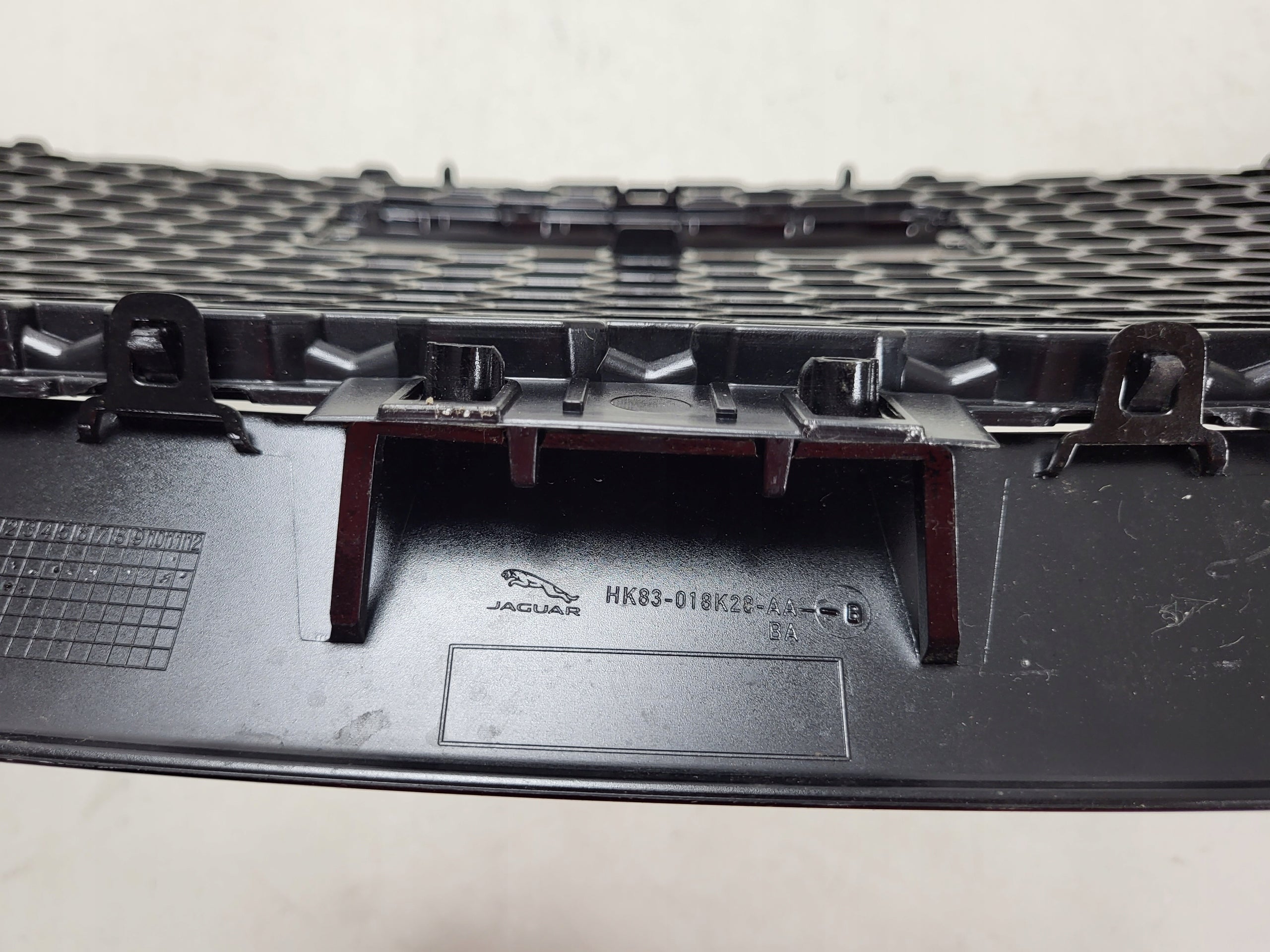 Kühlergrill Jaguar FPACE FRONTGRILL AHK83018K28 Kühlergitter