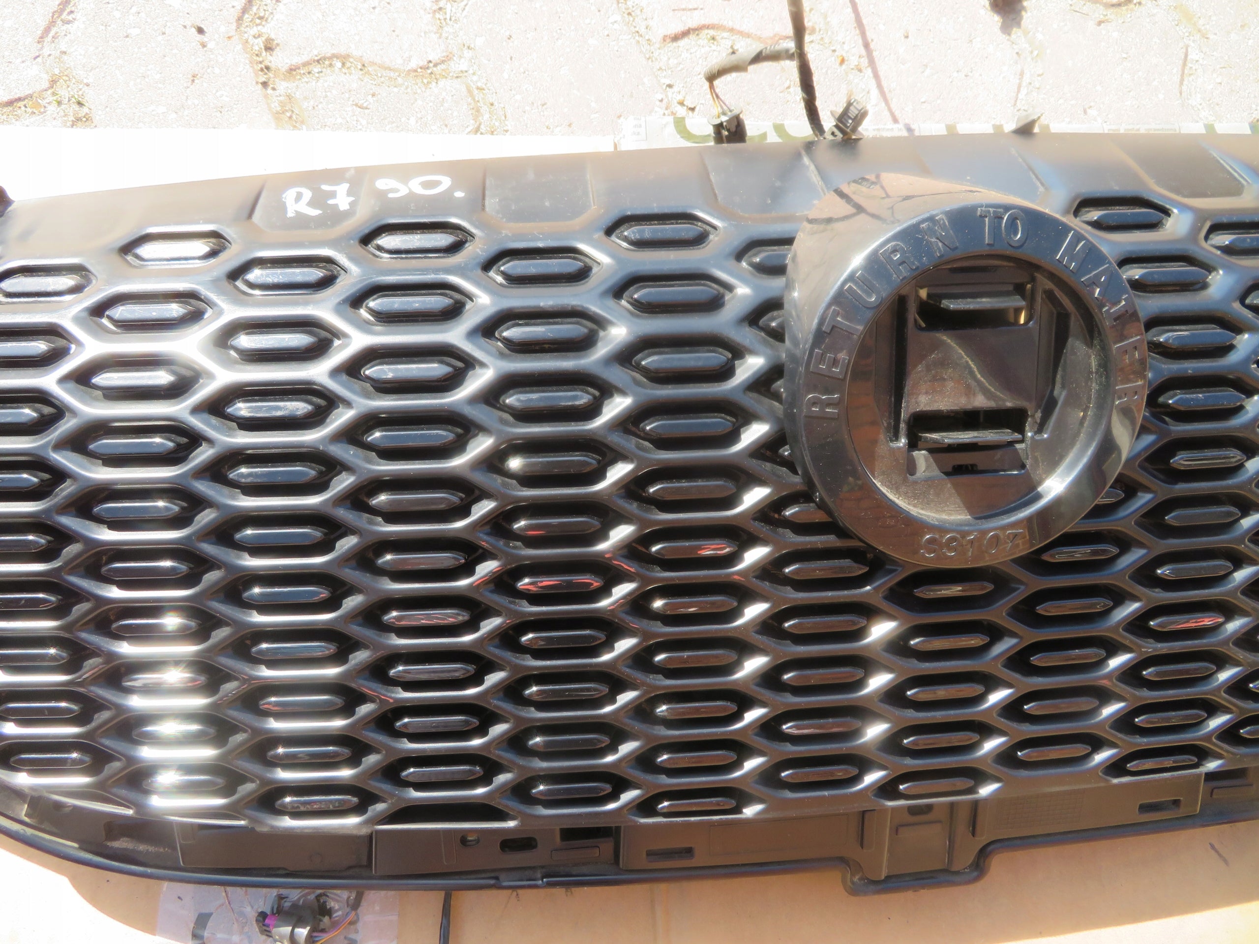 Kühlergrill Jaguar IPACE X590 FRONTGRILL 8B271A18JAG Kühlergitter