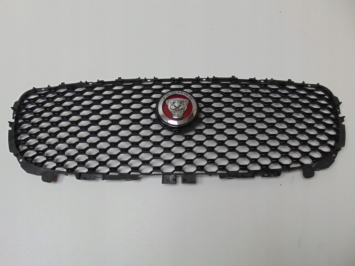 Kühlergrill Jaguar XE X760 FRONTGRILL OEGX738B271 Kühlergitter