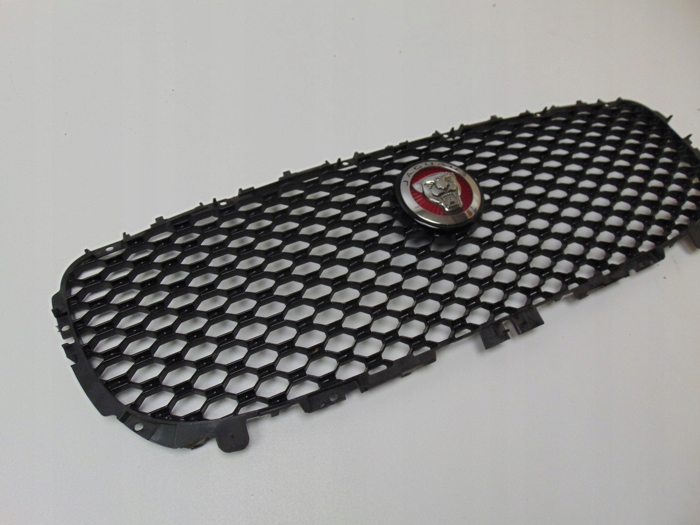 Kühlergrill Jaguar XE X760 FRONTGRILL OEGX738B271 Kühlergitter