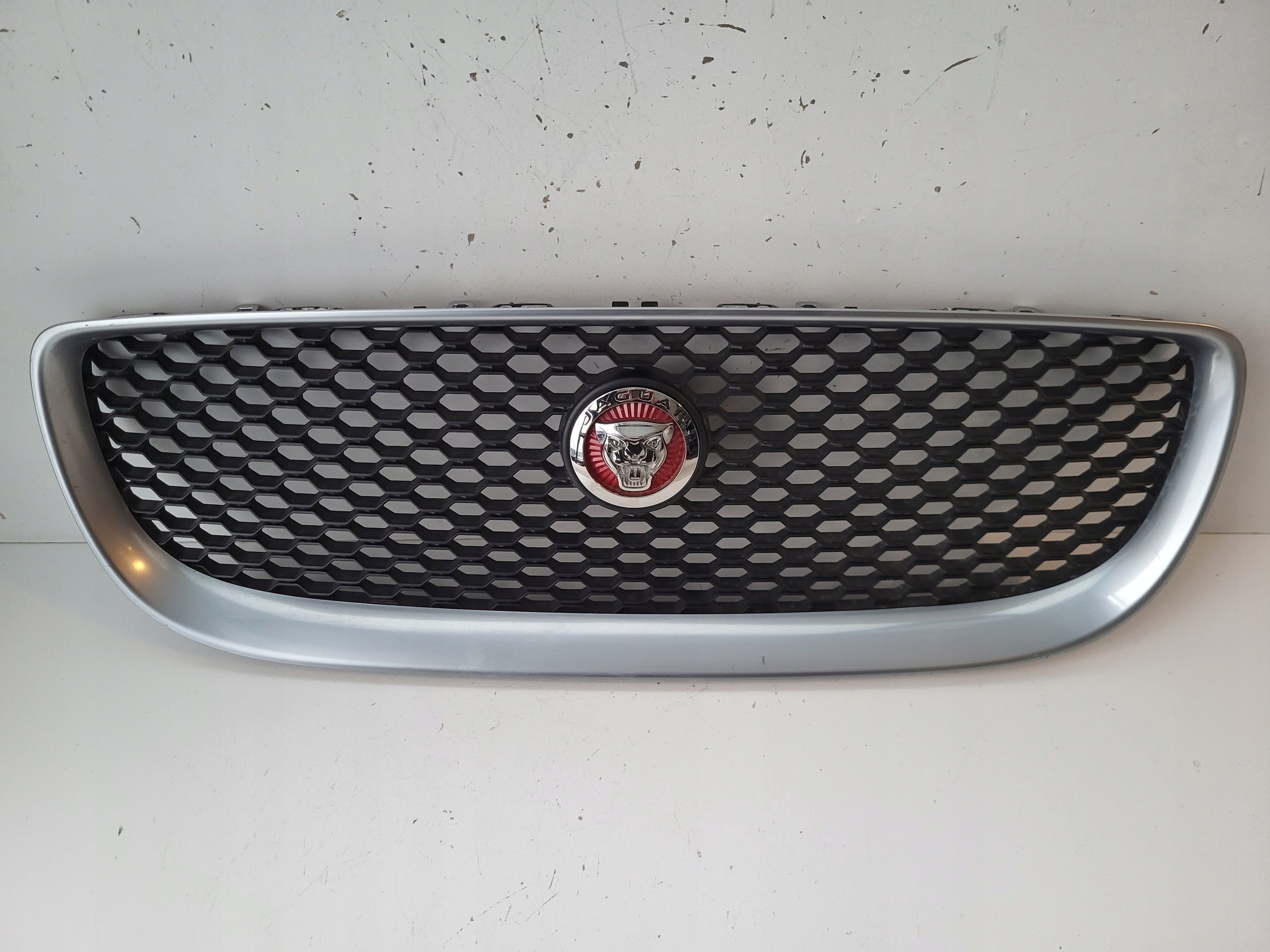 Kühlergrill Jaguar XE X760 FRONTGRILL rXEX760Gril Kühlergitter