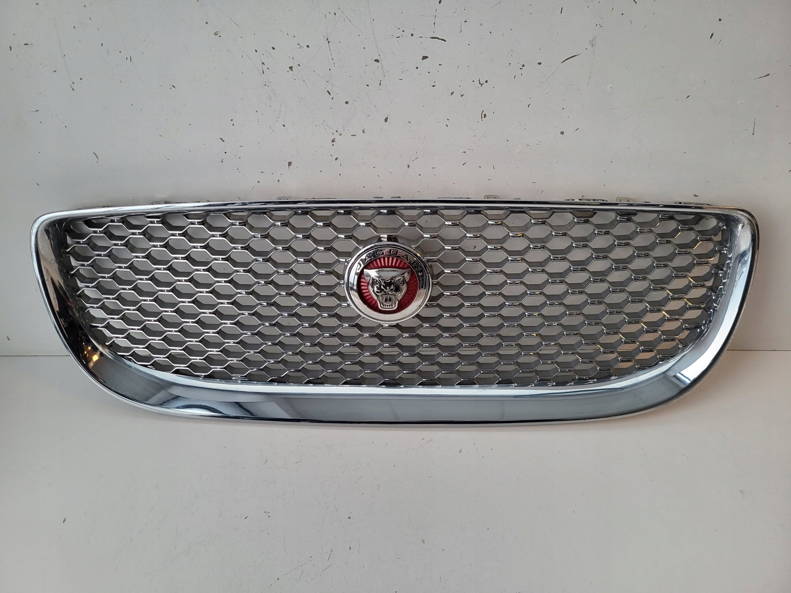 Kühlergrill Jaguar XE X760 FRONTGRILL rXEX760Jagu Kühlergitter