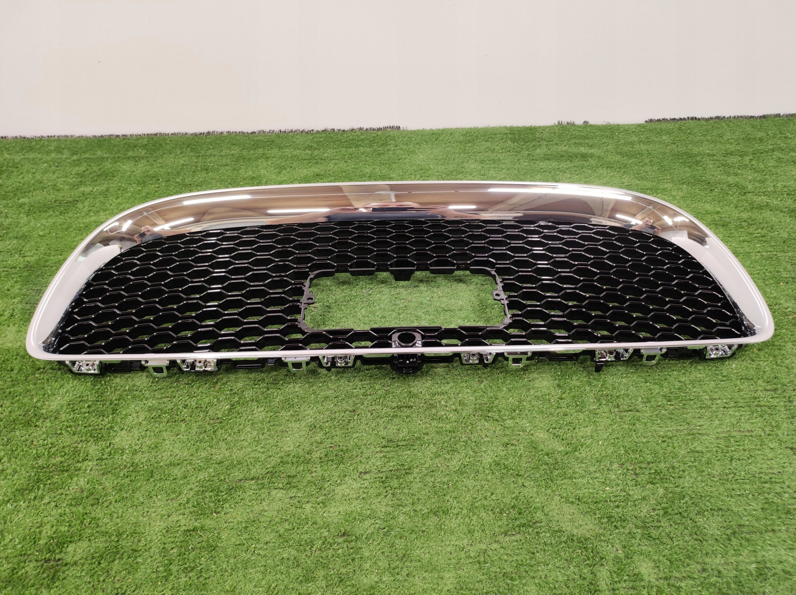 Kühlergrill Jaguar XE X760 FRONTGRILL T4N5783GX73 Kühlergitter