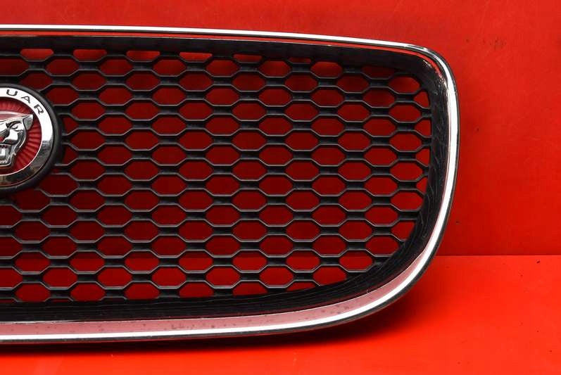 Kühlergrill Jaguar XE FRONTGRILL X73018K28AA Kühlergitter