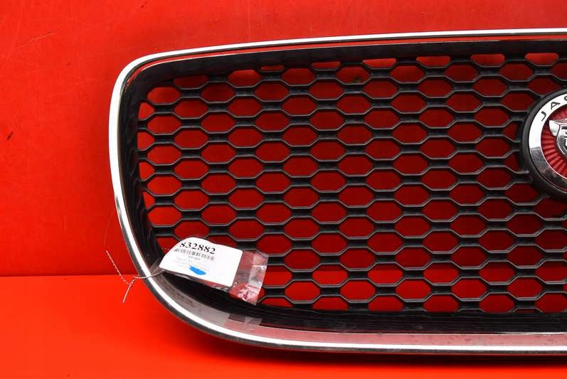 Kühlergrill Jaguar XE FRONTGRILL X73018K28AA Kühlergitter