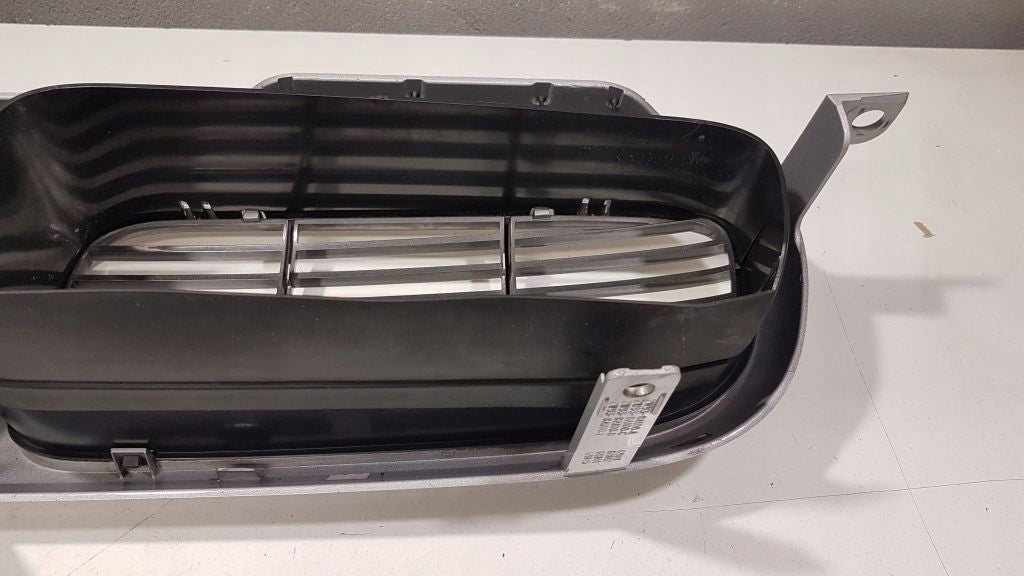 Kühlergrill Jaguar XJ X350 FRONTGRILL RXJX3502W93 Kühlergitter