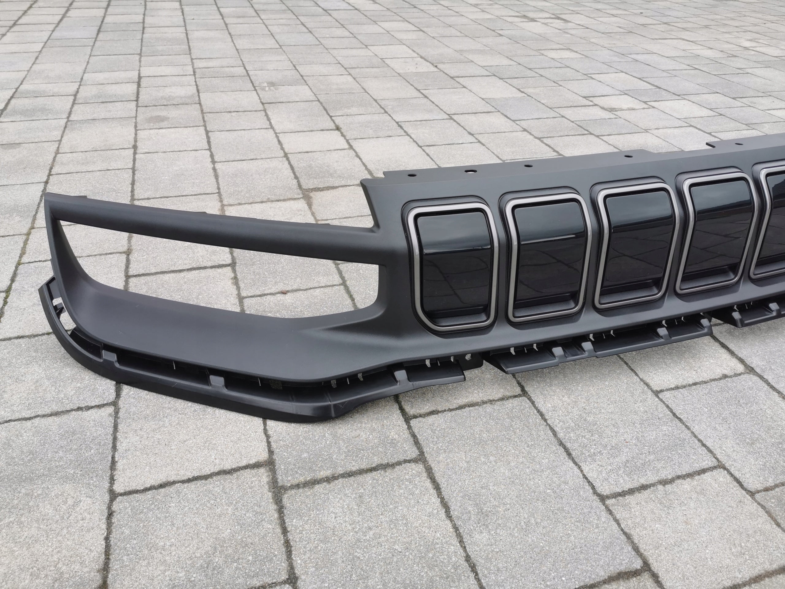 Kühlergrill Jeep AVENGER FRONTGRILL 735770622 Kühlergitter