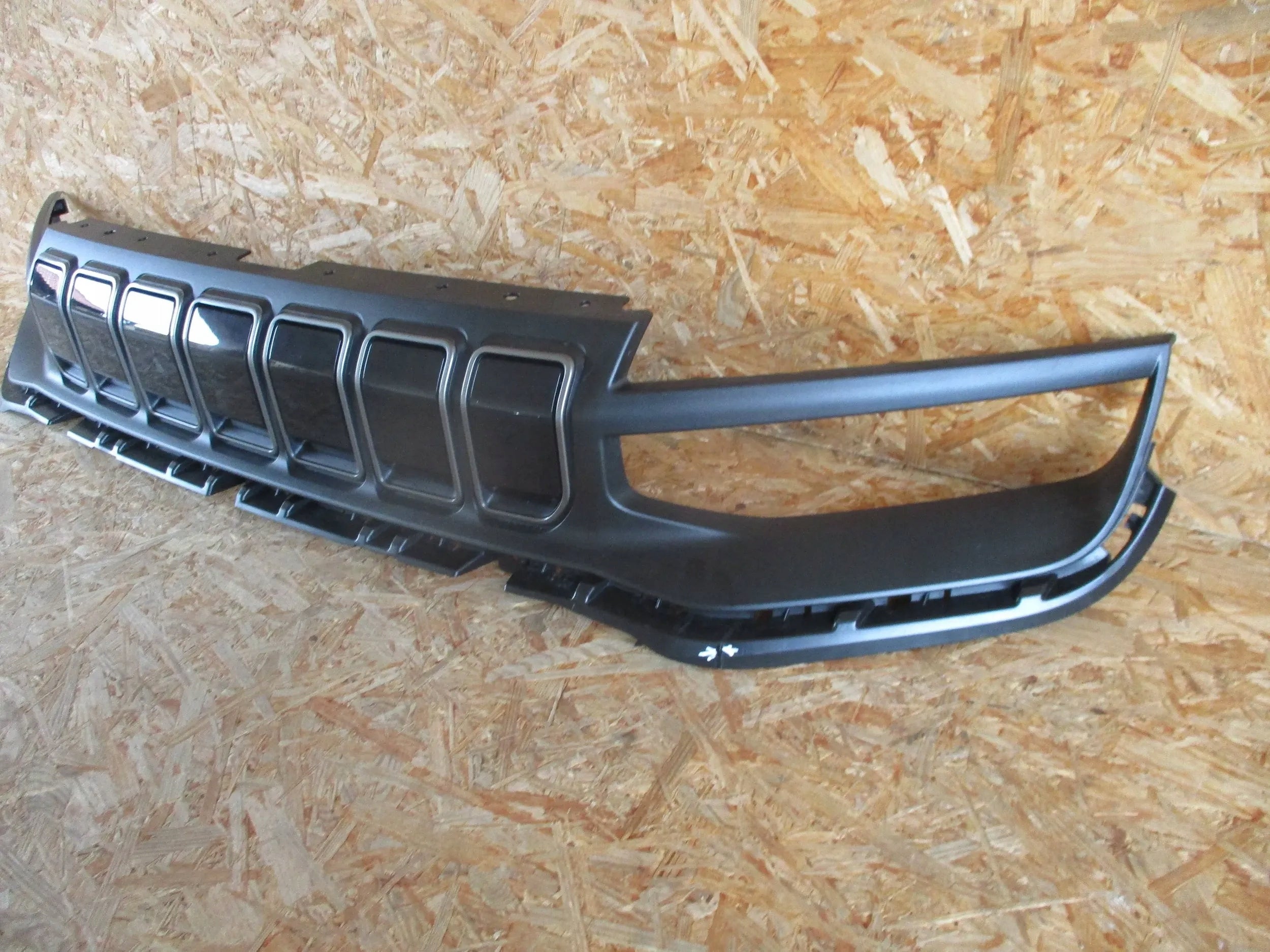 Kühlergrill Jeep AVENGER Z FRONTGRILL 735770621 Kühlergitter