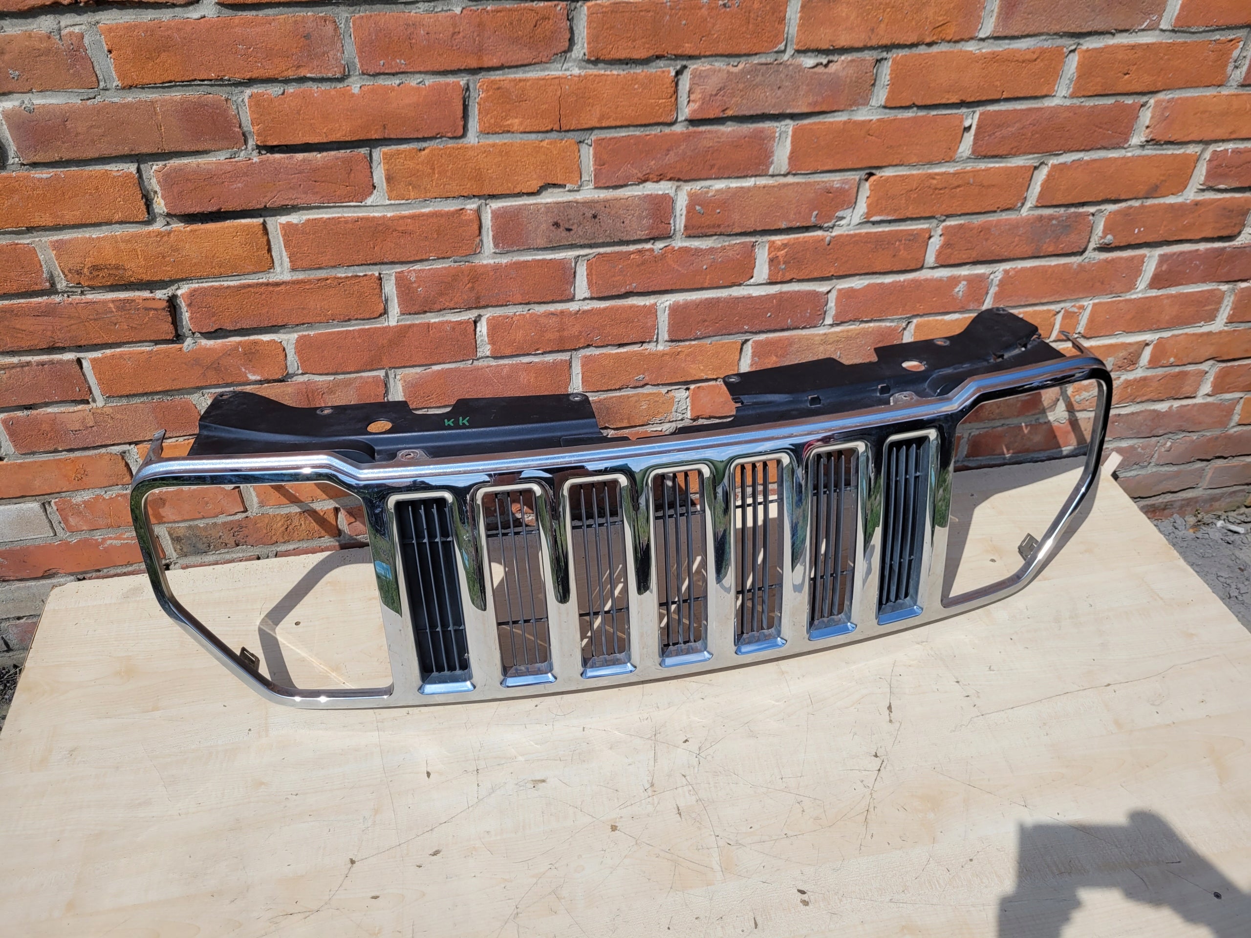 Kühlergrill Jeep CHEROKEE KK FRONTGRILL Kühlergitter