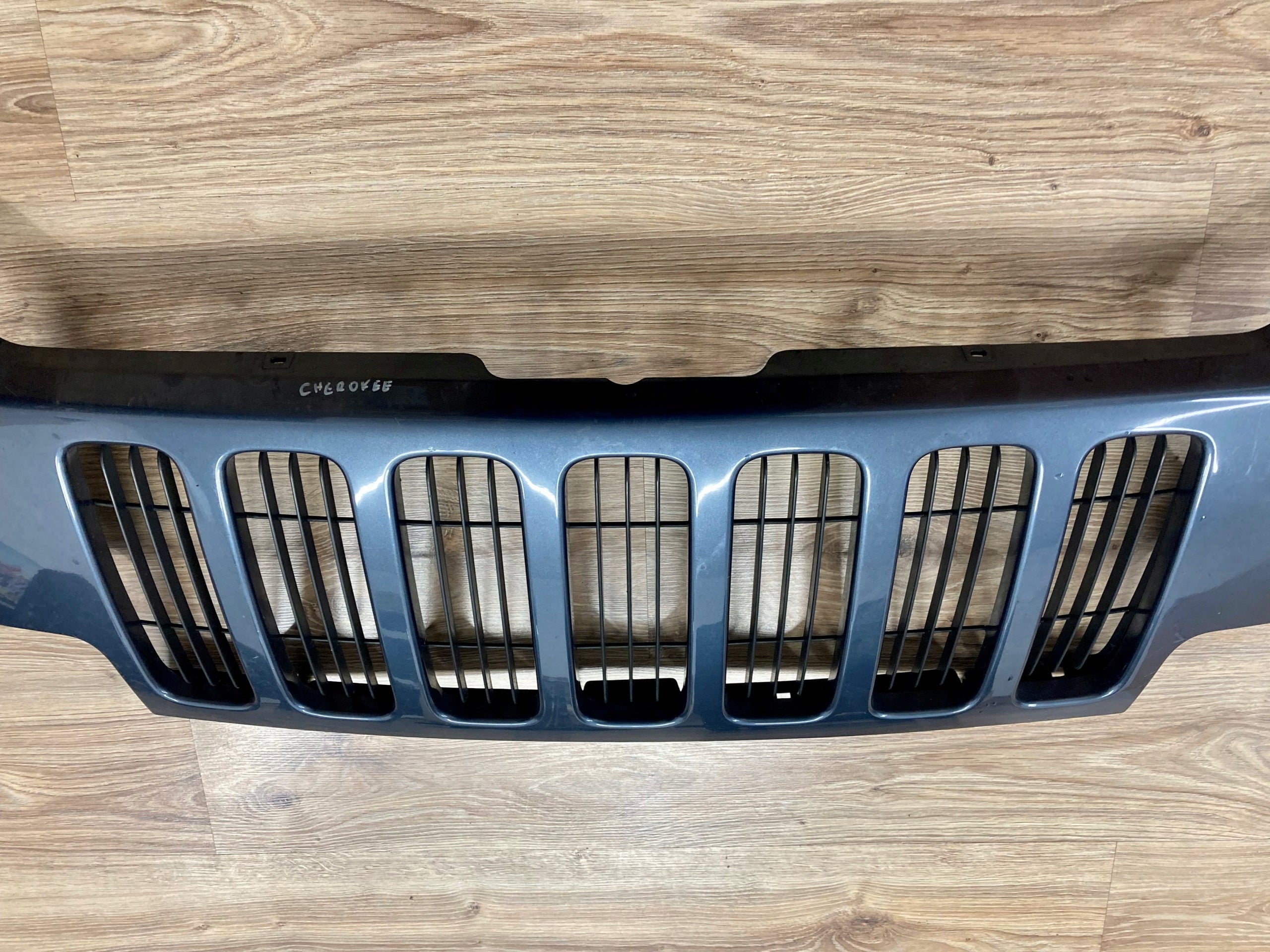 Kühlergrill Jeep CHEROKEE FRONTGRILL Kühlergitter