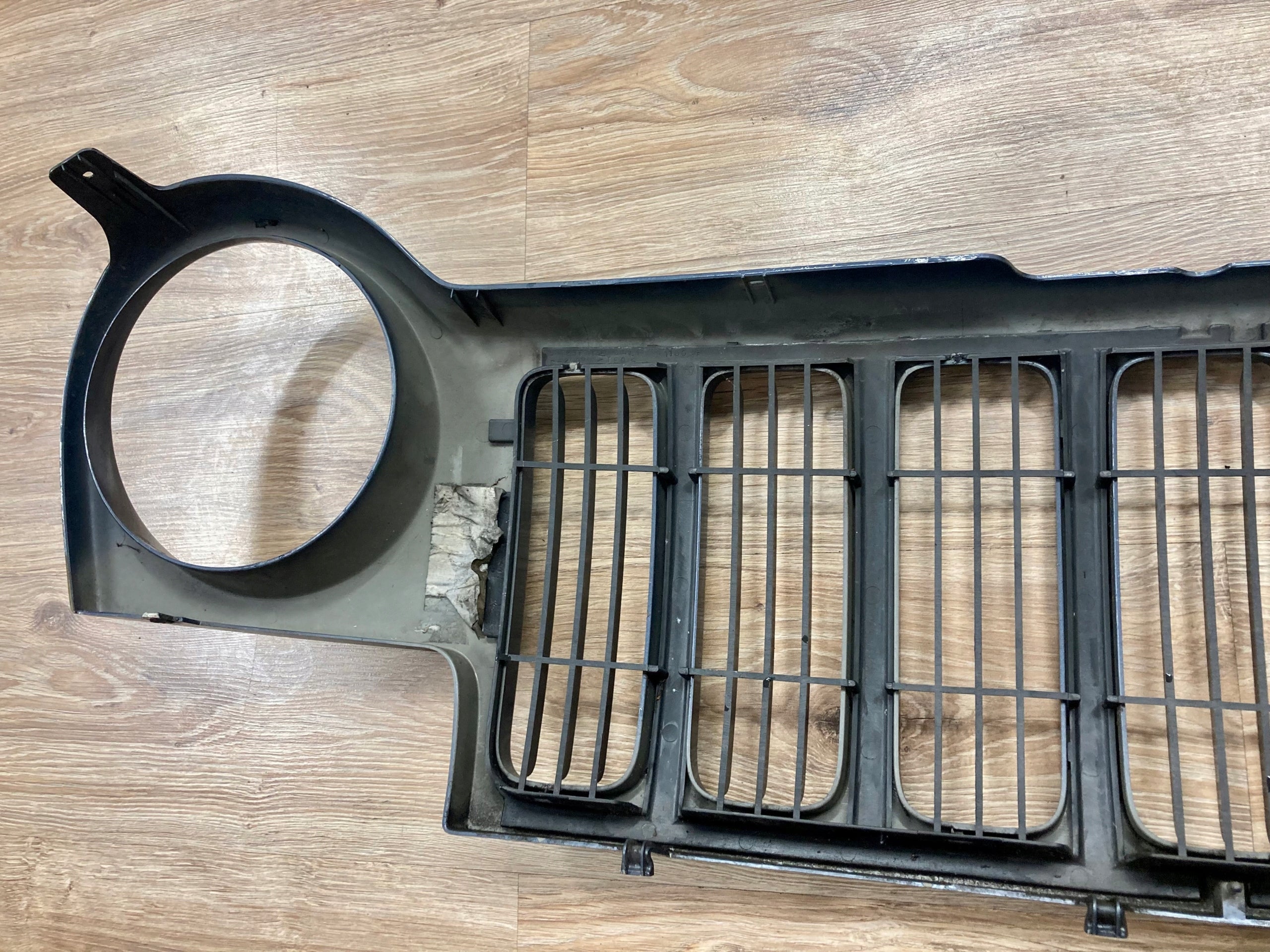 Kühlergrill Jeep CHEROKEE FRONTGRILL Kühlergitter