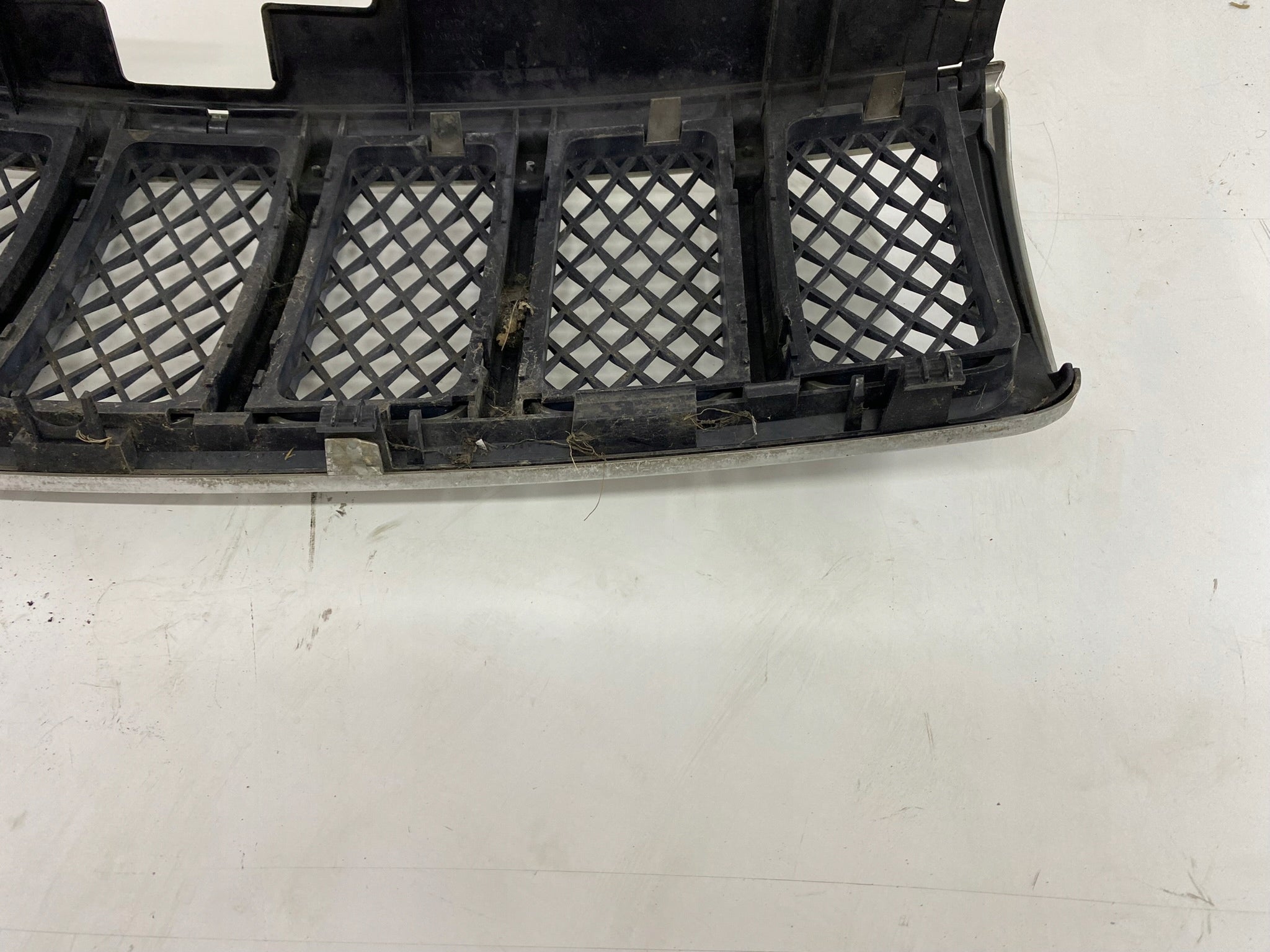 Kühlergrill Jeep GRAND CHEROKEE FRONTGRILL 55157414aa Kühlergitter