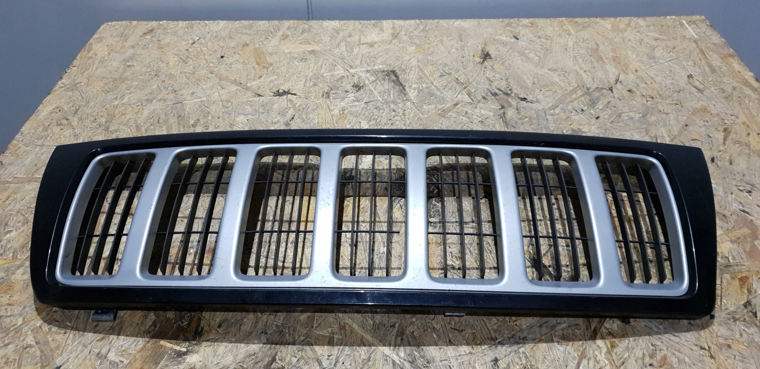  Kühlergrill Jeep GRAND CHEROKEE FRONTGRILL Kühlergitter product image