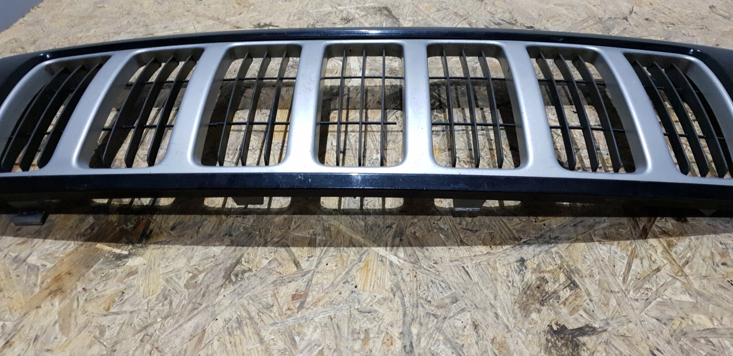 Kühlergrill Jeep GRAND CHEROKEE FRONTGRILL Kühlergitter